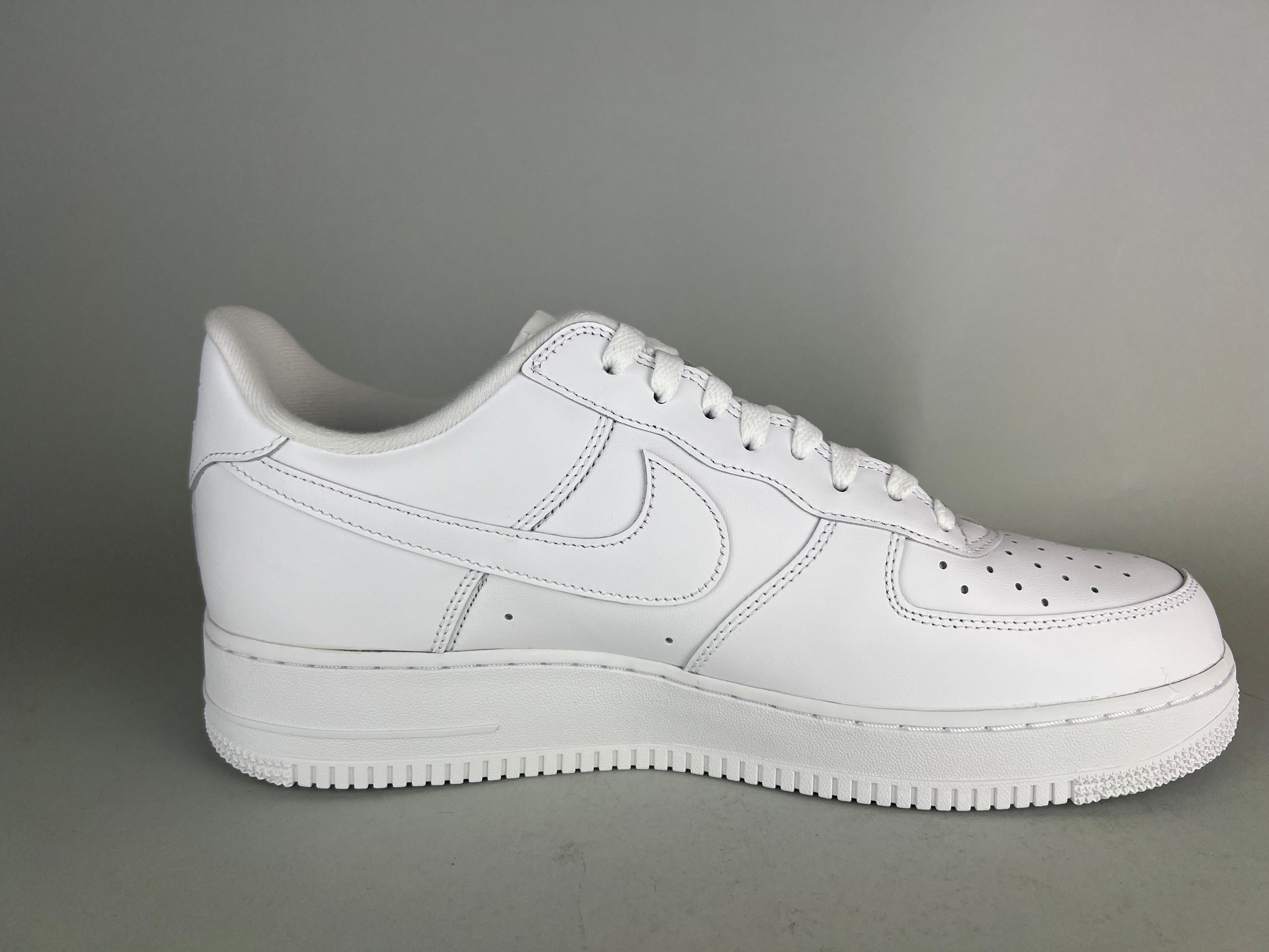 Supreme x Nike Air Force 1 Low 'White' - Size 36.5 (ARCHIVE)
