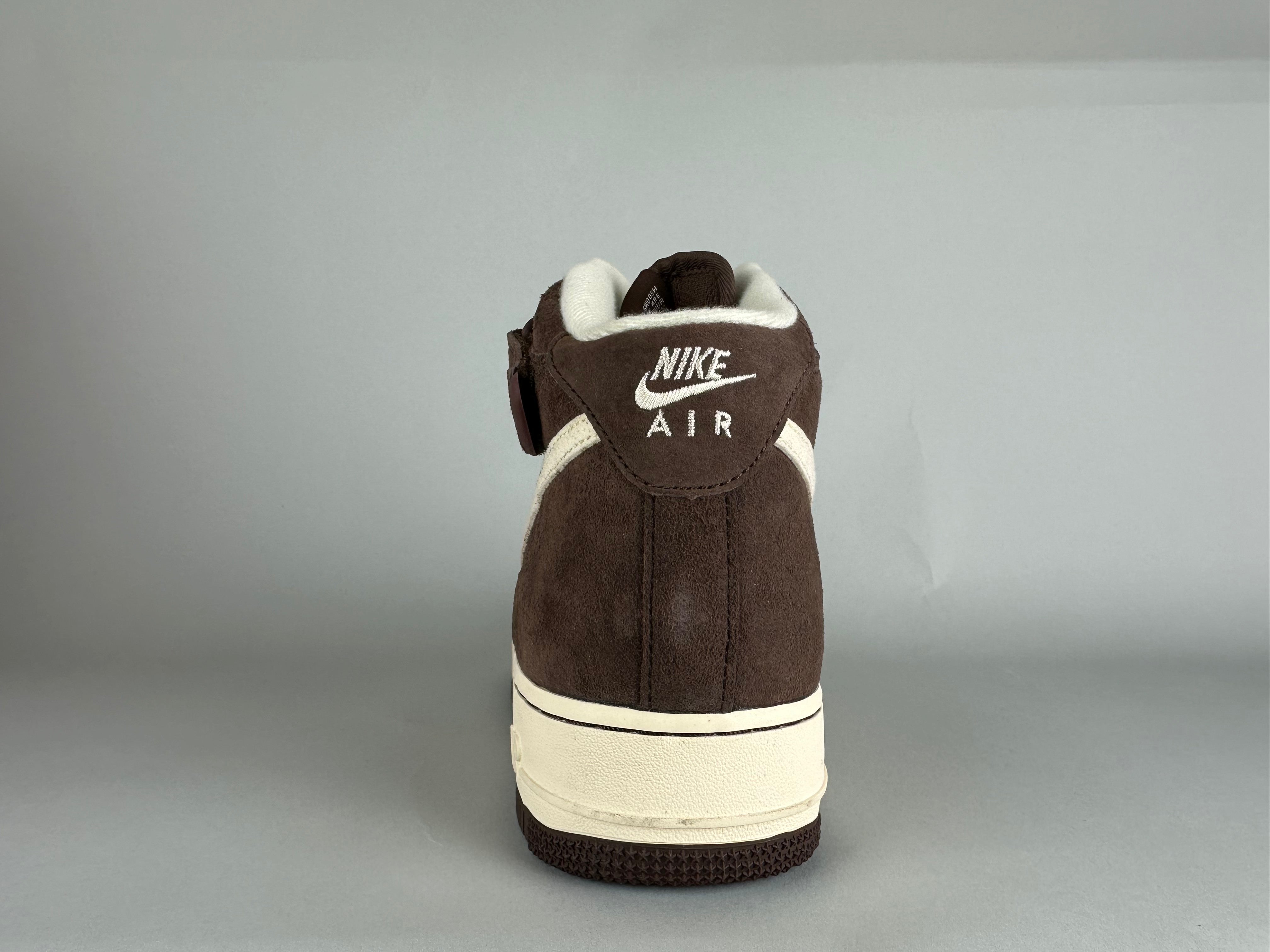 Nike Air Force 1 Mid 'Chokolade' - Størrelse 44.5 (ARKIV)