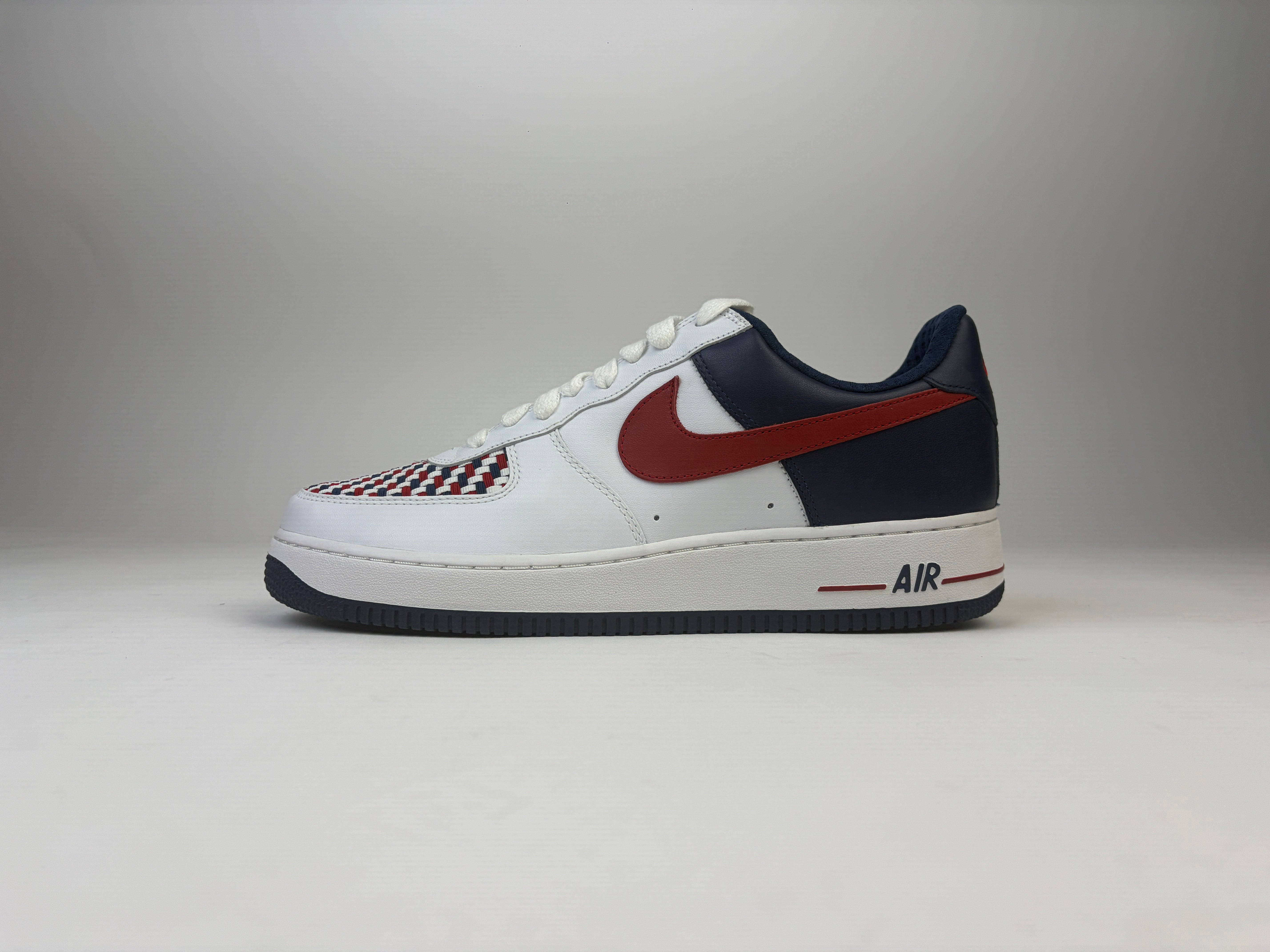 Nike Air Force 1 'Premium' - Size 46 (ARCHIVE) photo 3
