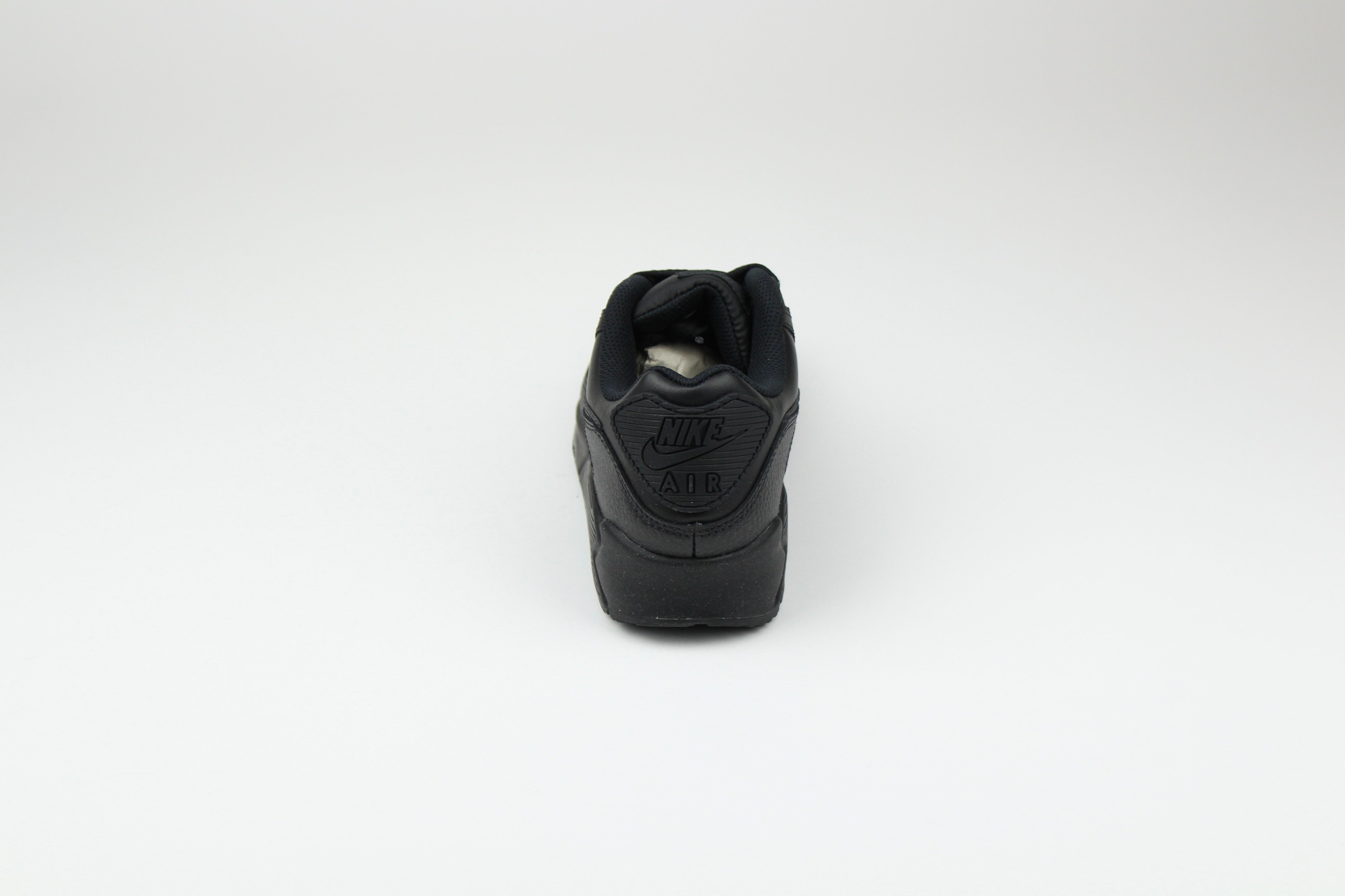 Nike Air Max 90 Leather Triple Black – Classic Retro Running Sneakers, Premium All-Black Lifestyle Shoes, Iconic Streetwear Trainers