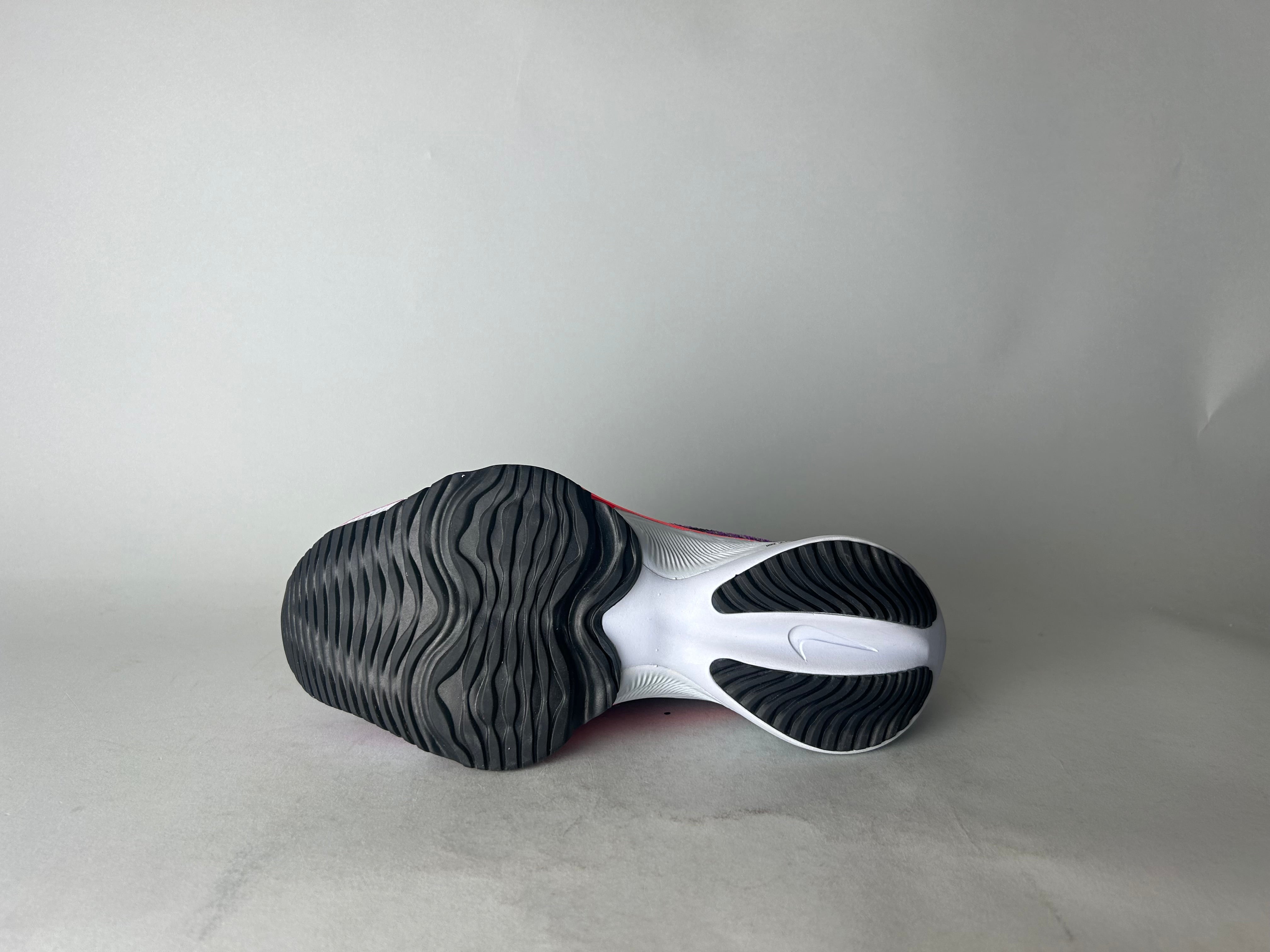 Nike Air Zoom Tempo Next% Flyknit Hyper Violet (W) - Size 36.5 (ARCHIVE)