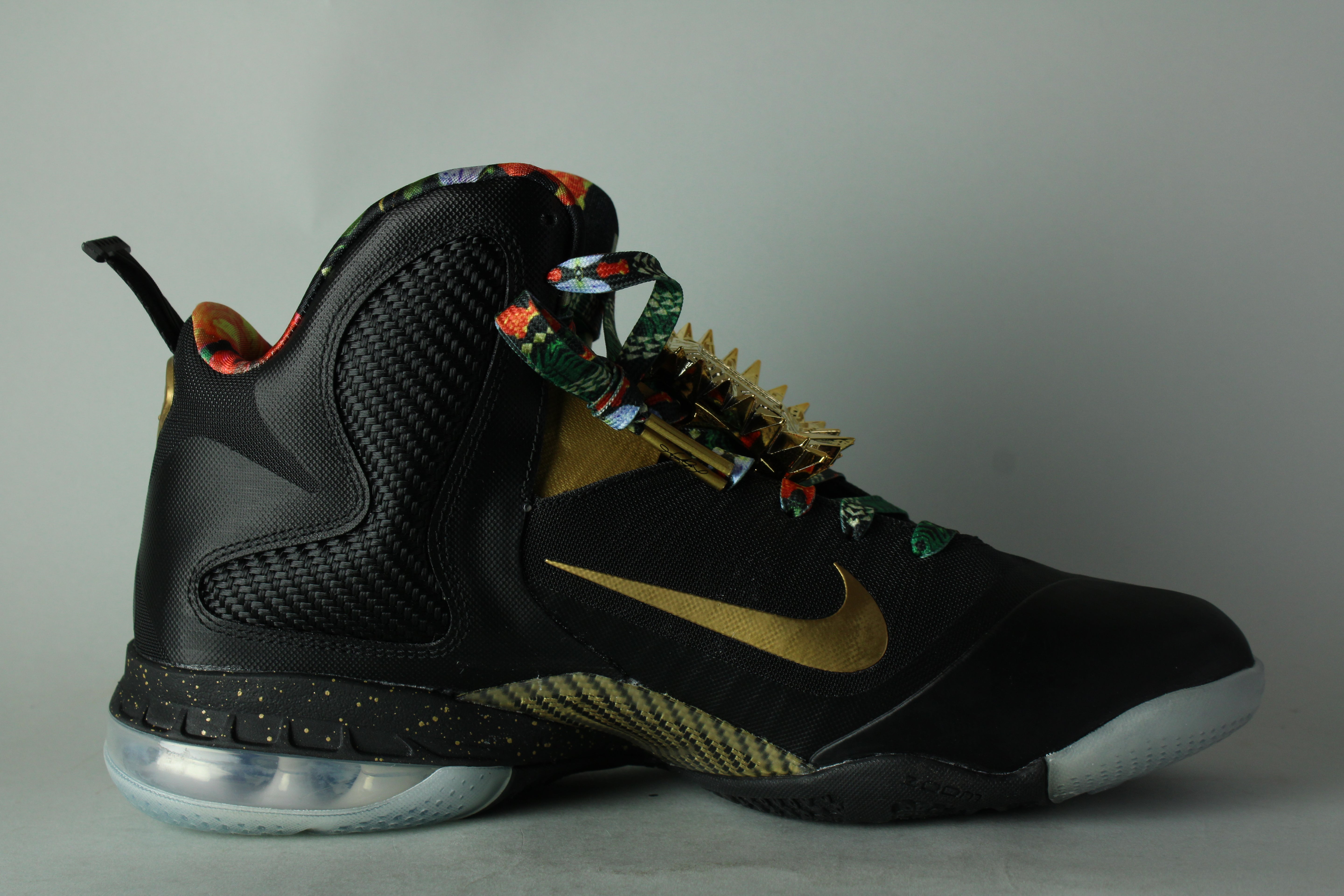 Nike LeBron 9 'Watch The Throne' (2022) - Size 44 (ARCHIVE)