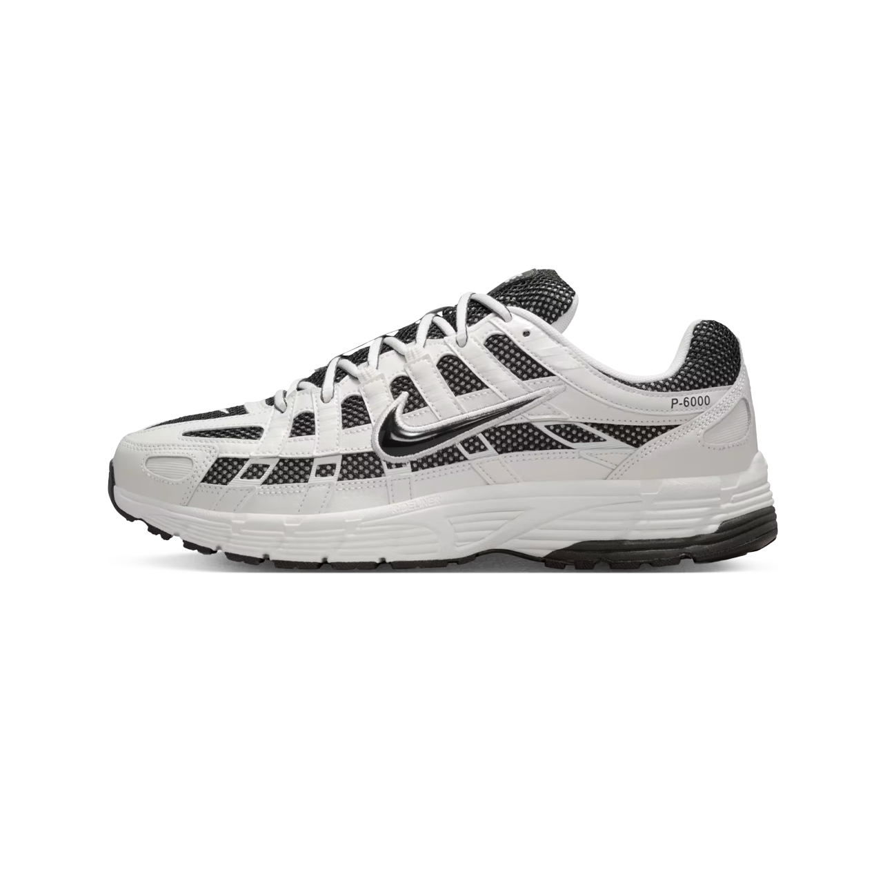 Nike P-6000 Vela Fantasma Off-Noir