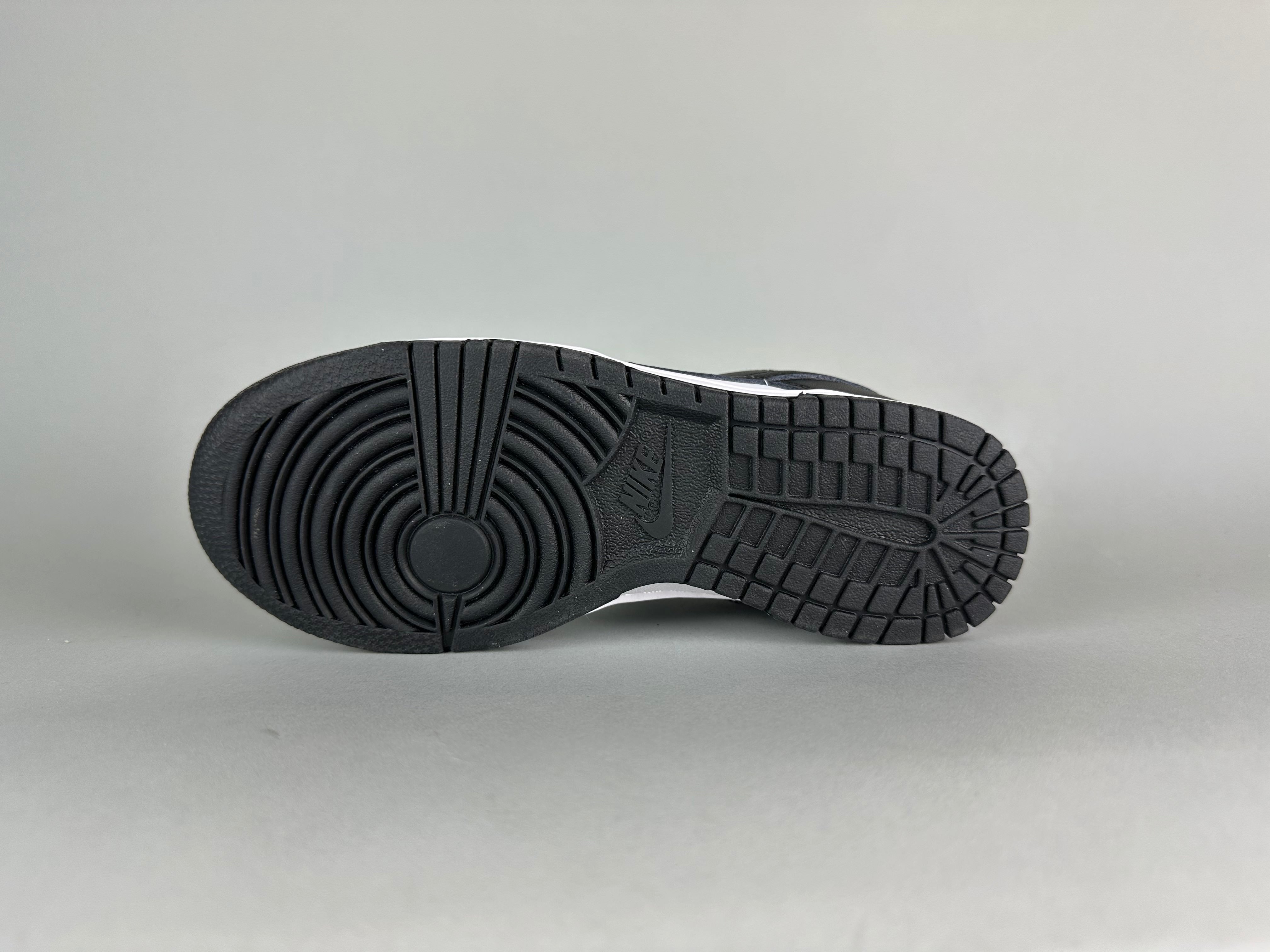 Nike Wmns Dunk Low 'Black White' - Størrelse 36.5 (ARCHIVE)