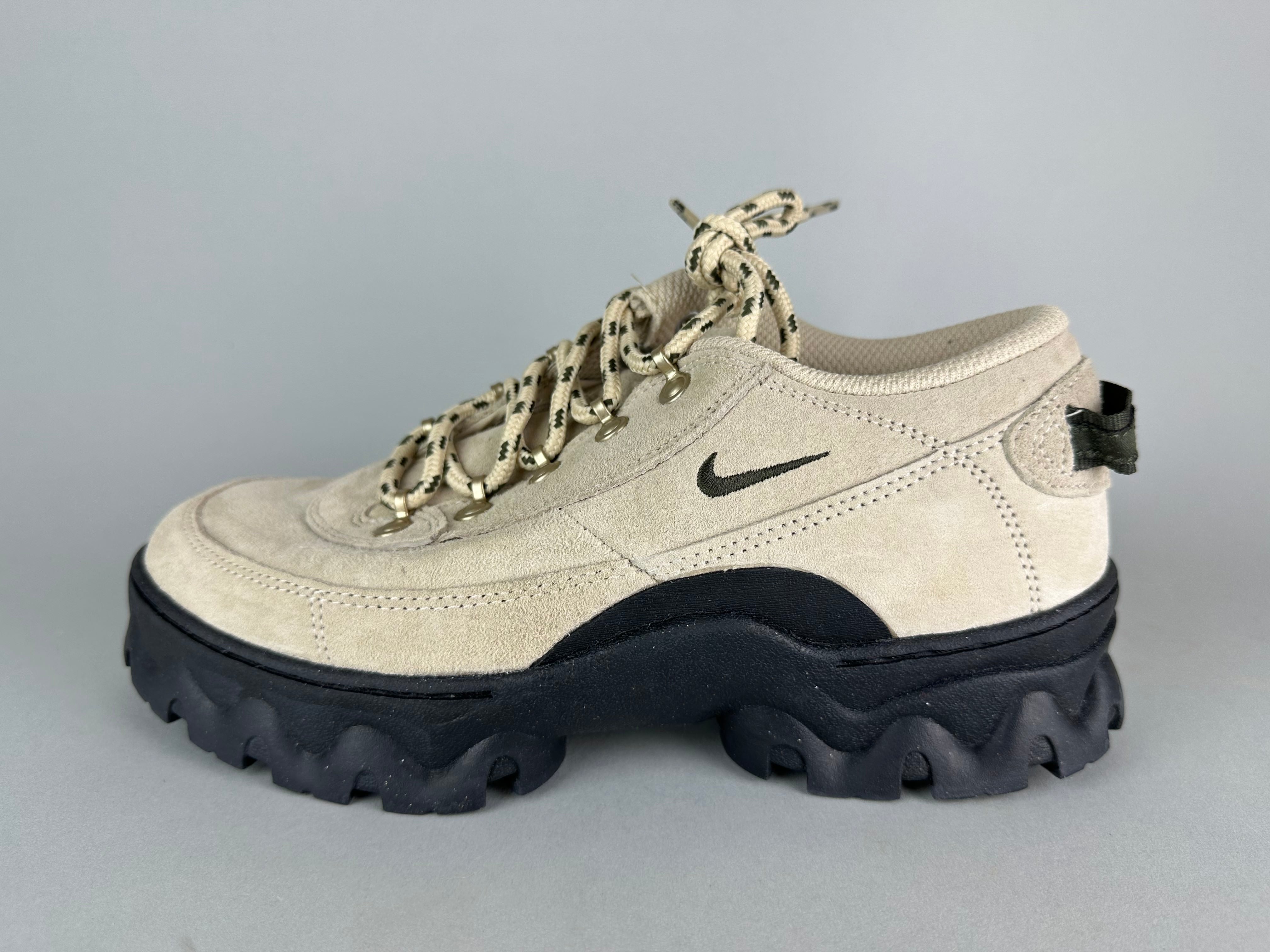 Nike Wmns Lahar Low 'Rattan' - Size 40 (ARCHIVE)