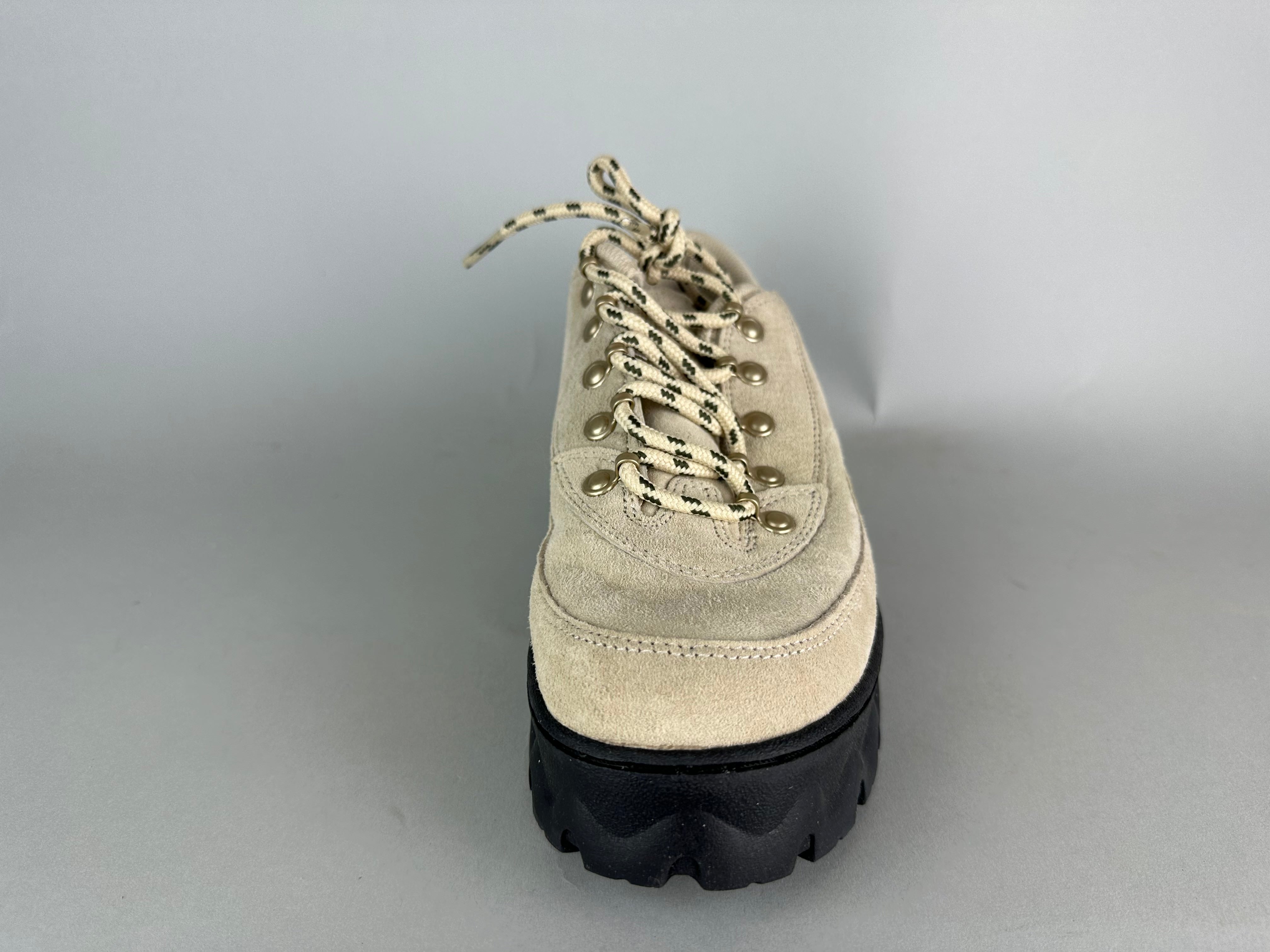 Nike Wmns Lahar Low 'Rattan' - Size 40 (ARCHIVE)
