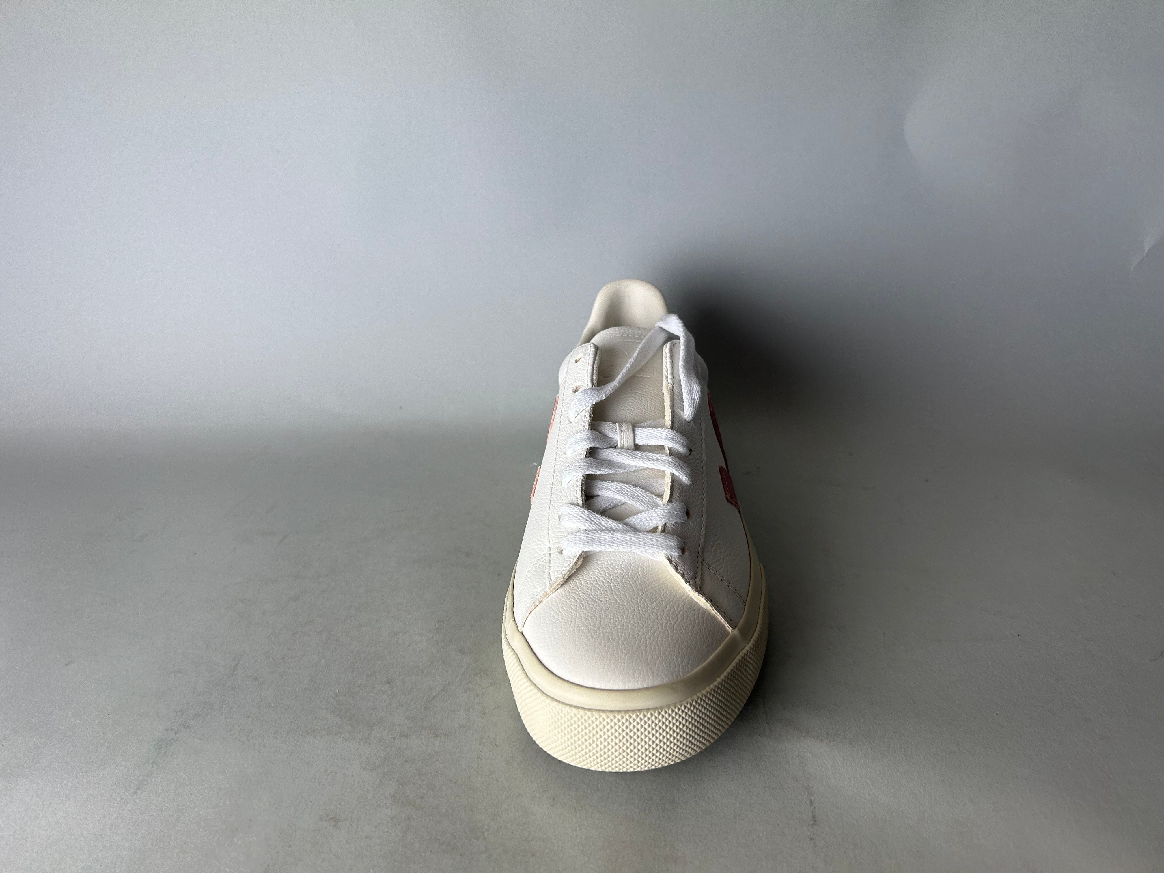 Veja Campo 'Pink' - Size 40 (ARCHIVE)