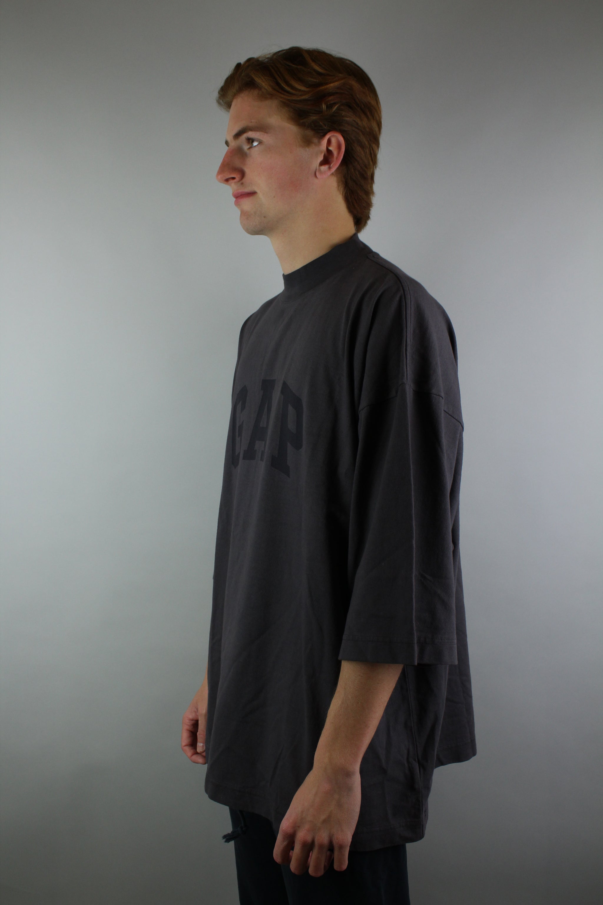 Yeezy Gap Dove T-shirt 'Grey' - Size S (Oversized) (ARCHIVE) – The