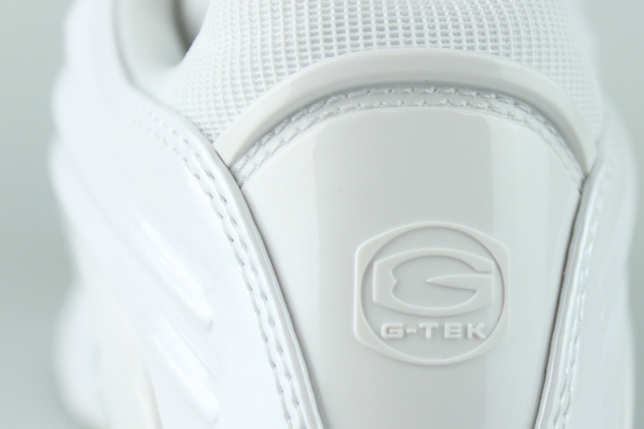 【新品未開封】Noc out White【レアデック】 NOC Out: White-RarePlayingCards.com – Rare Playing Cards