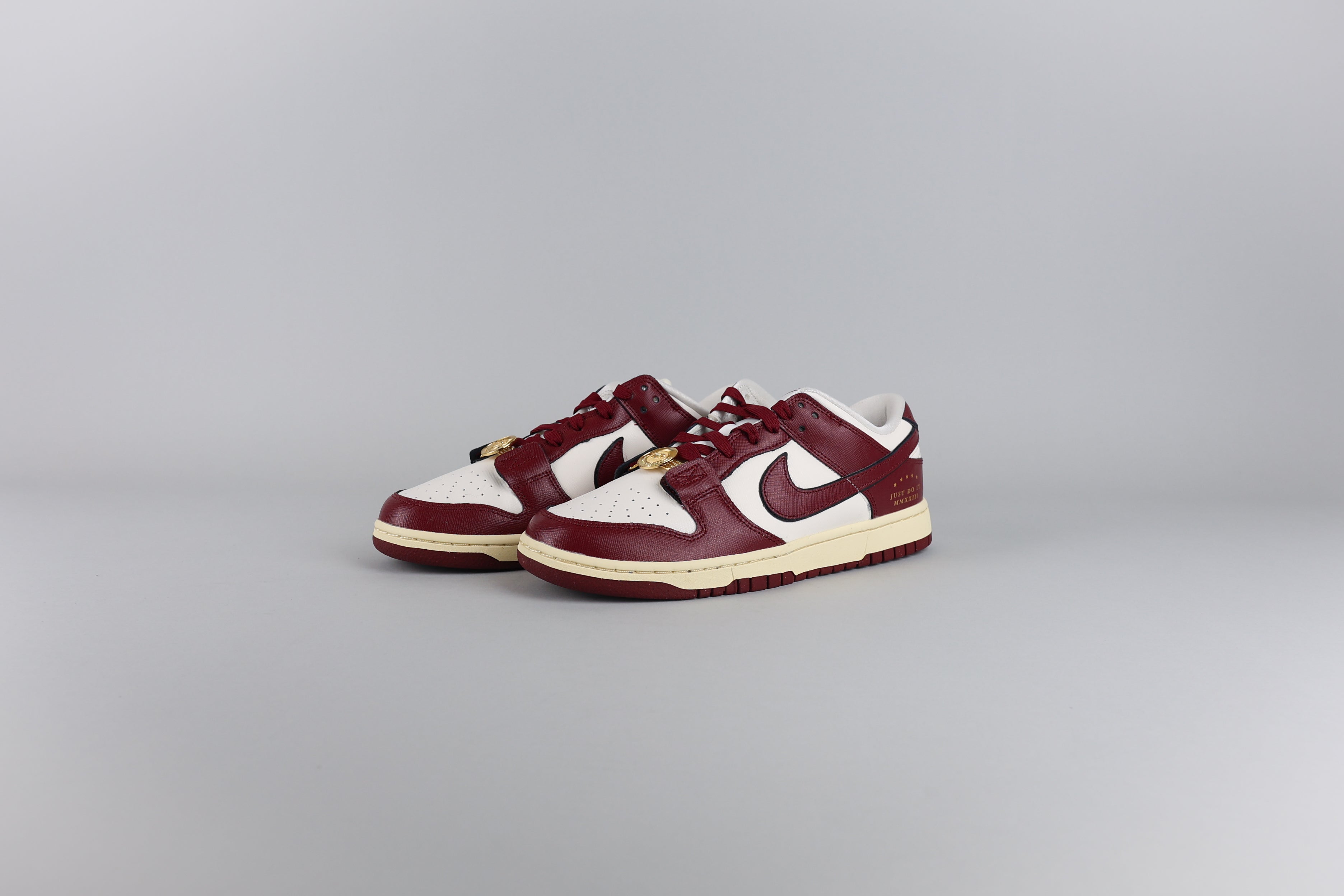Nike Dunk Low SE Sisterhood Sail Team Red (W) - size 42.5 (ARCHIVE)-8749775520074-The Attic
