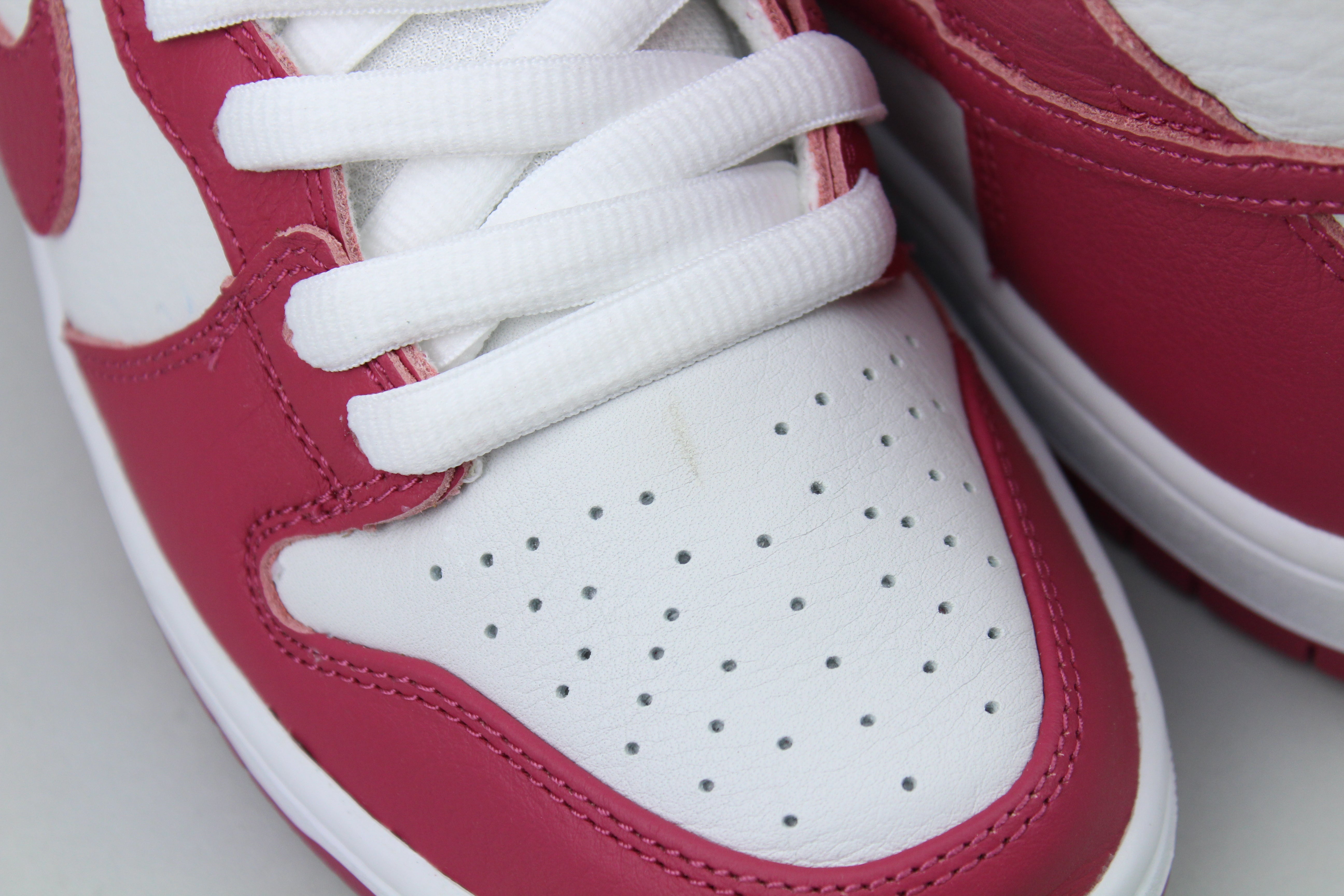 Dunk High Pro SB 'Sweet Beet' (2022) - Size 40 (ARCHIVE)-10001044799818-The Attic