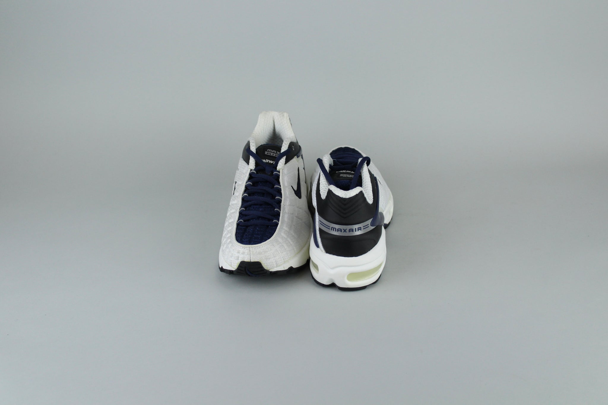 nike tailwind size 15