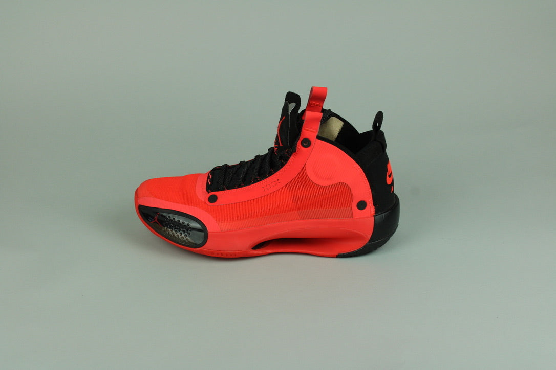 Air Jordan XXXIV 'Infrared'  - Size 43 (ARCHIVE)