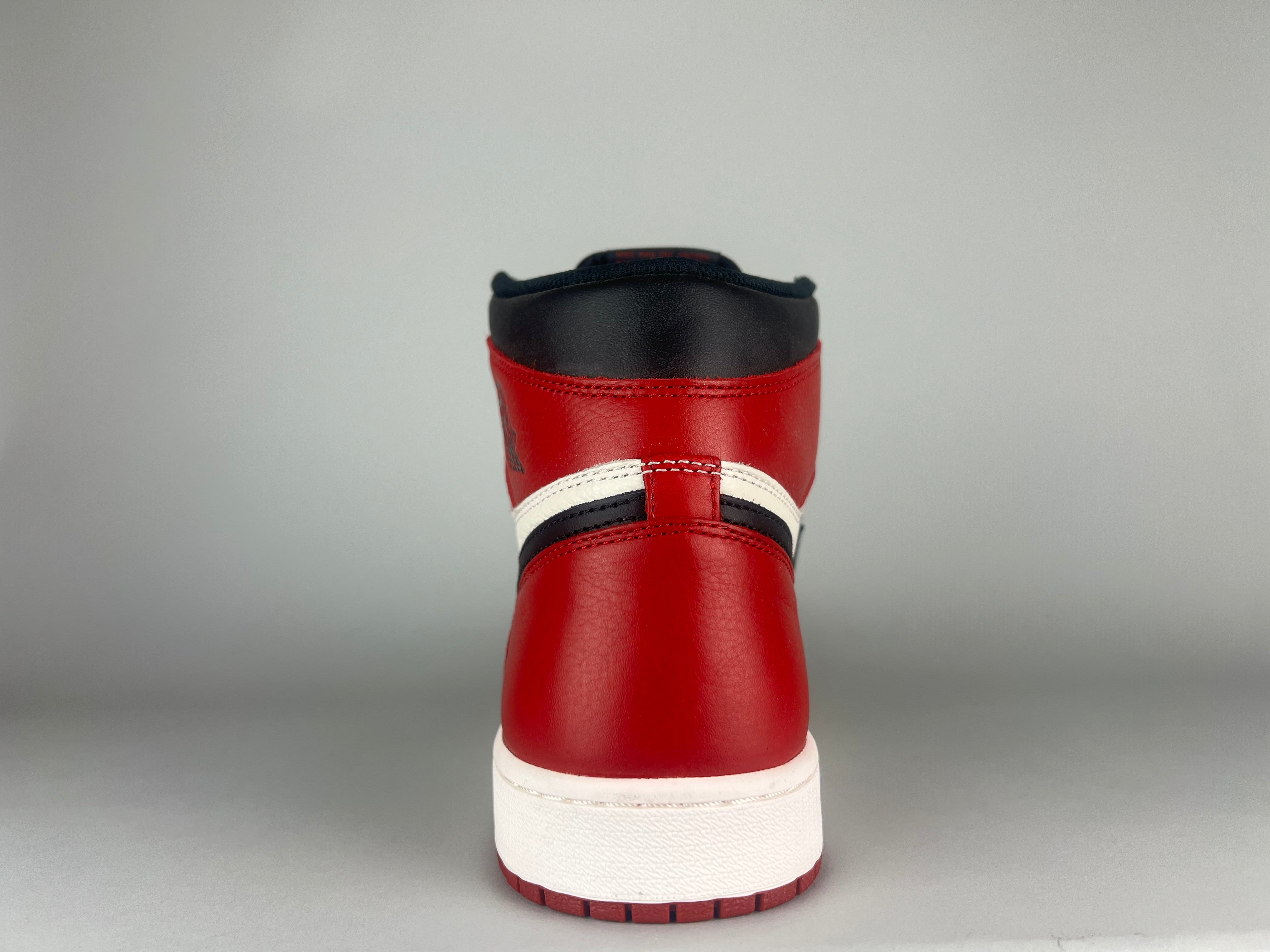 Air Jordan 1 Retro High OG 'Bred Toe - Size 46 (ARCHIVE)