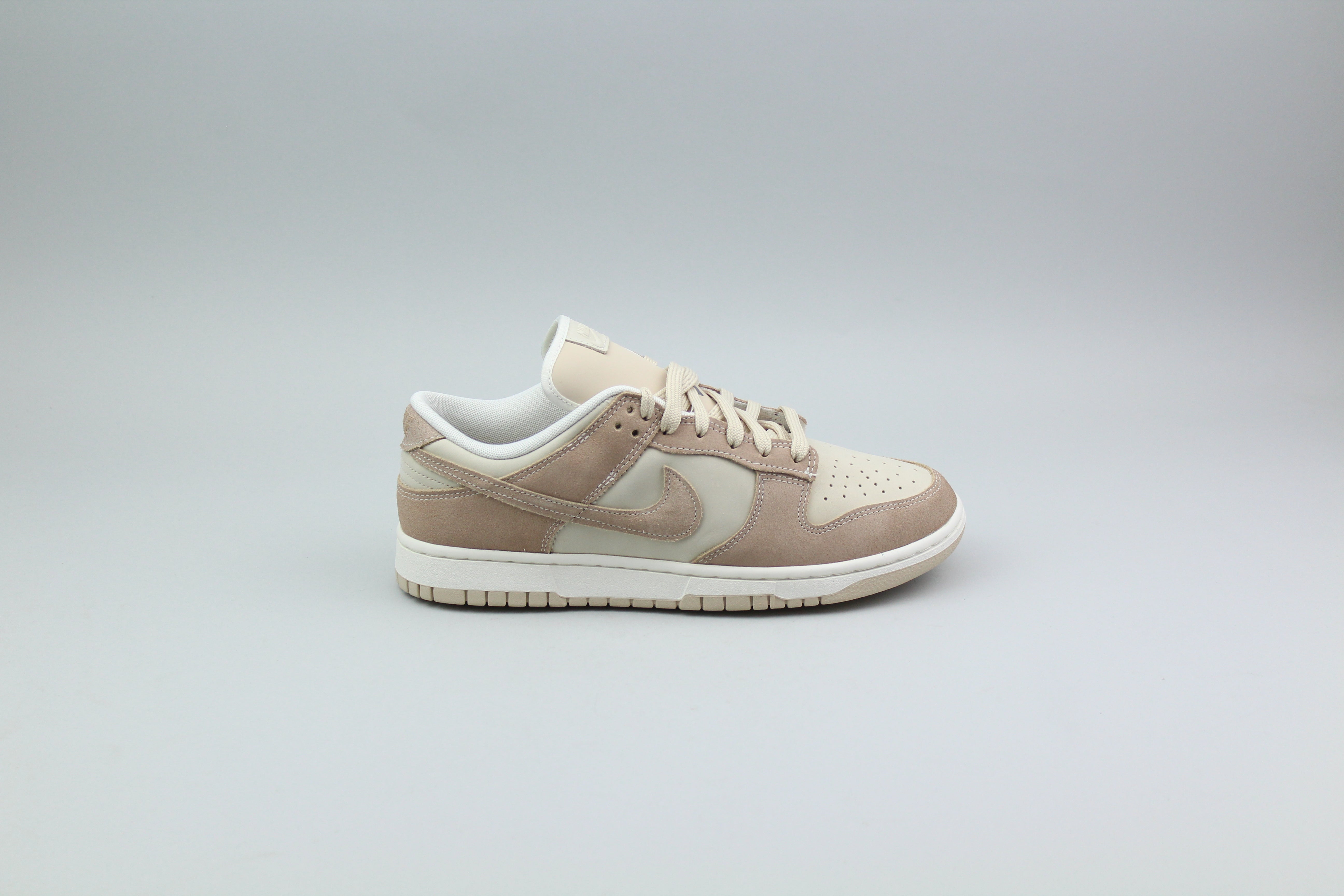 Nike Dunk Low SE 'Sandrift' (Women's) - Size 43 (ARCHIVE)-9565687742794-The Attic