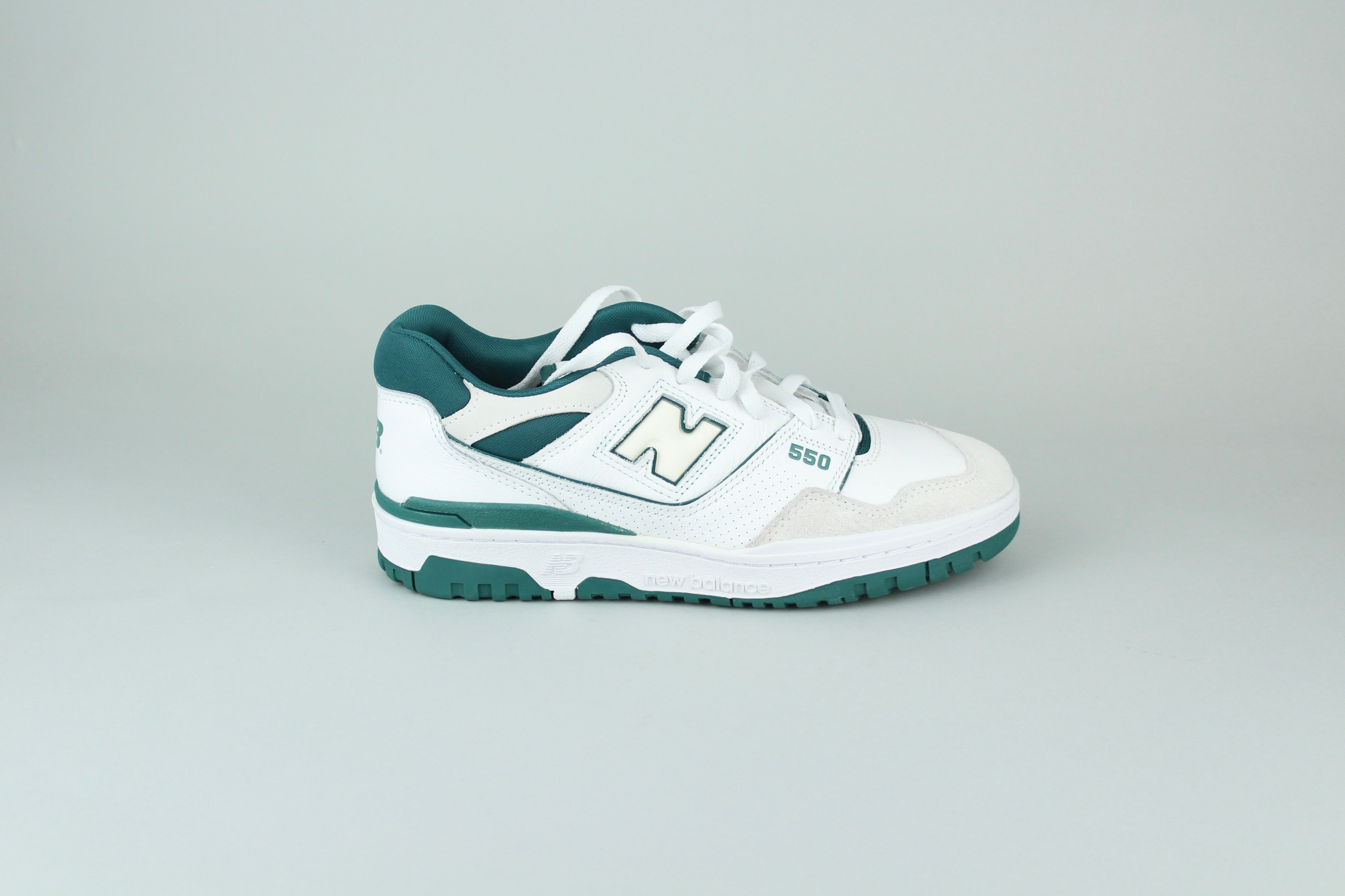 New Balance 550 'Vintage Teal' - Size 42.5 (ARCHIVE)