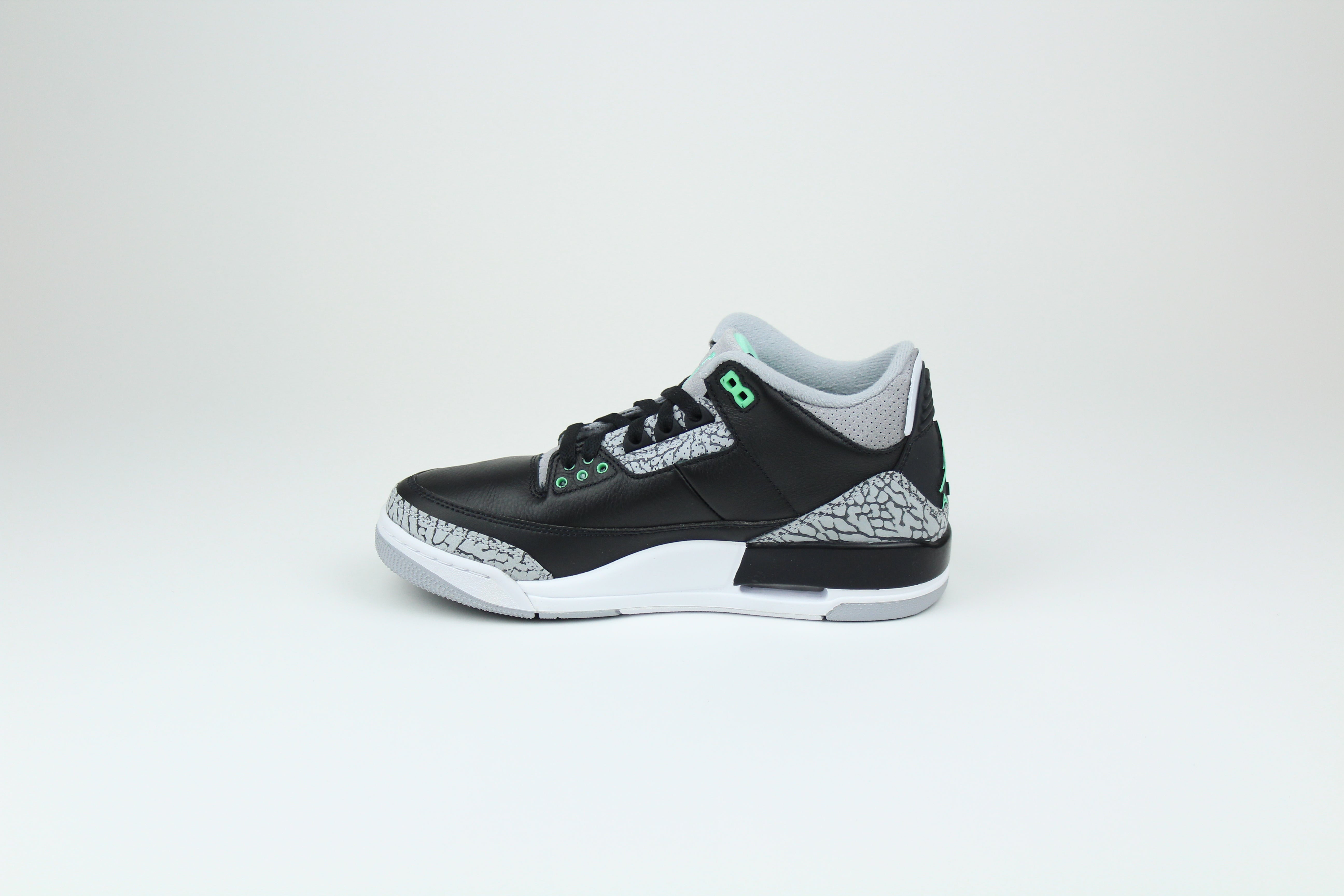 Air Jordan 3 'Green Glow'-10210504737098-The Attic