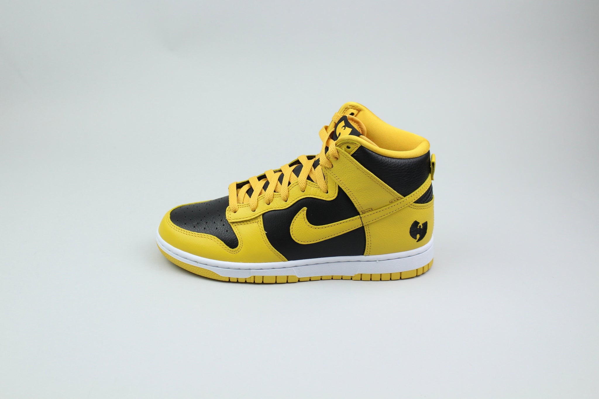 nike dunk low acorn