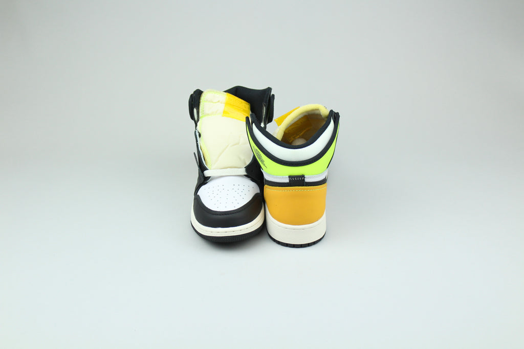 Air Jordan 1 Retro High 'White Black Volt University Gold' (GS) - Size 37.5 (ARCHIVE)-10147522773322-The Attic