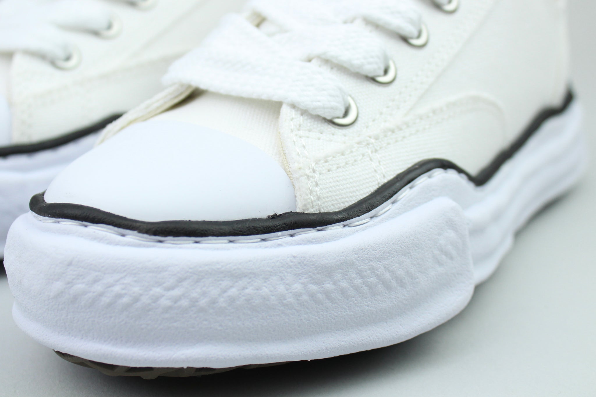 Maison Mihara Yasuhiro Peterson OG Sole Canvas Low 'White' – The Attic