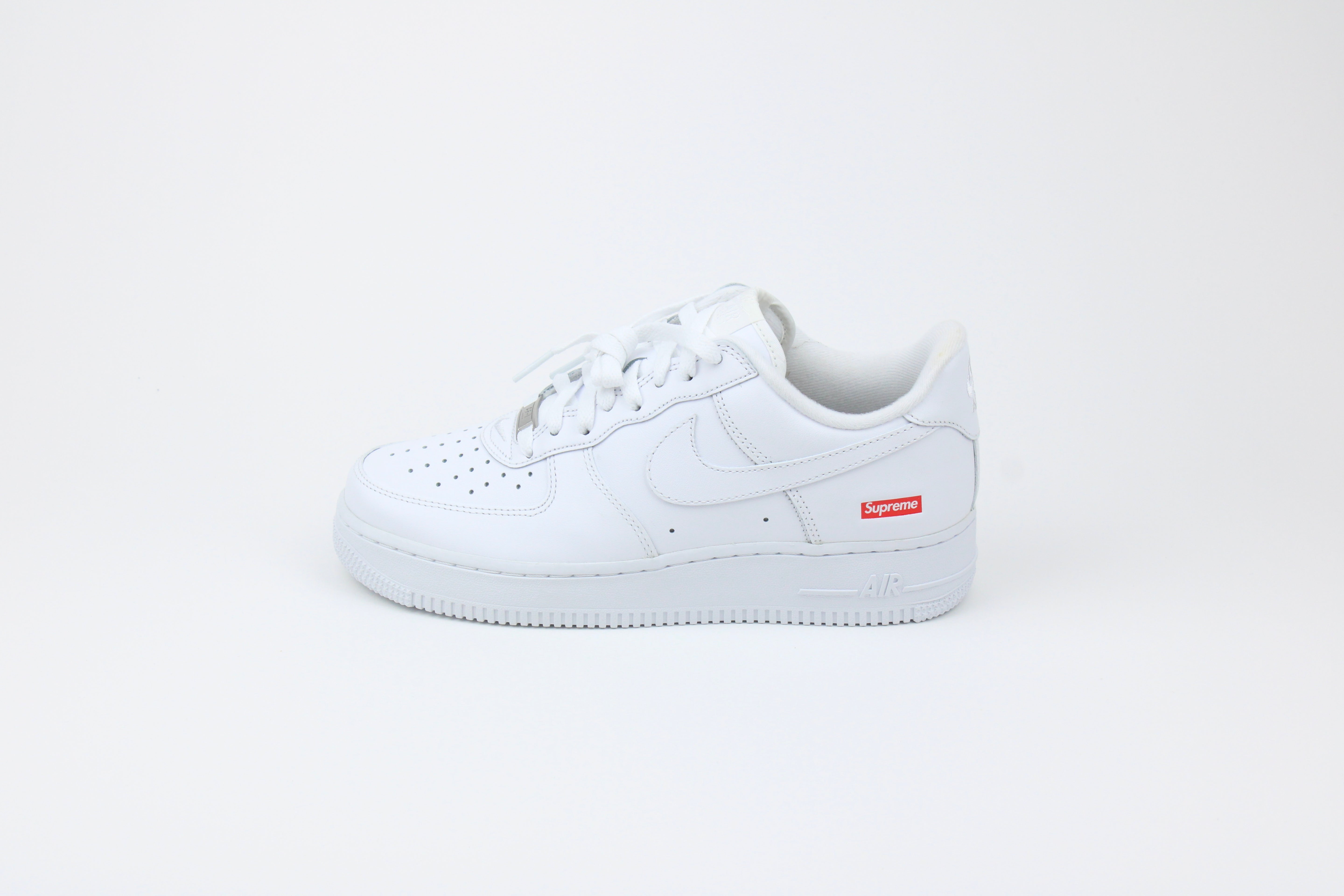 Nike x Supreme Air Force 1 Low 'White'-10279589839178-The Attic