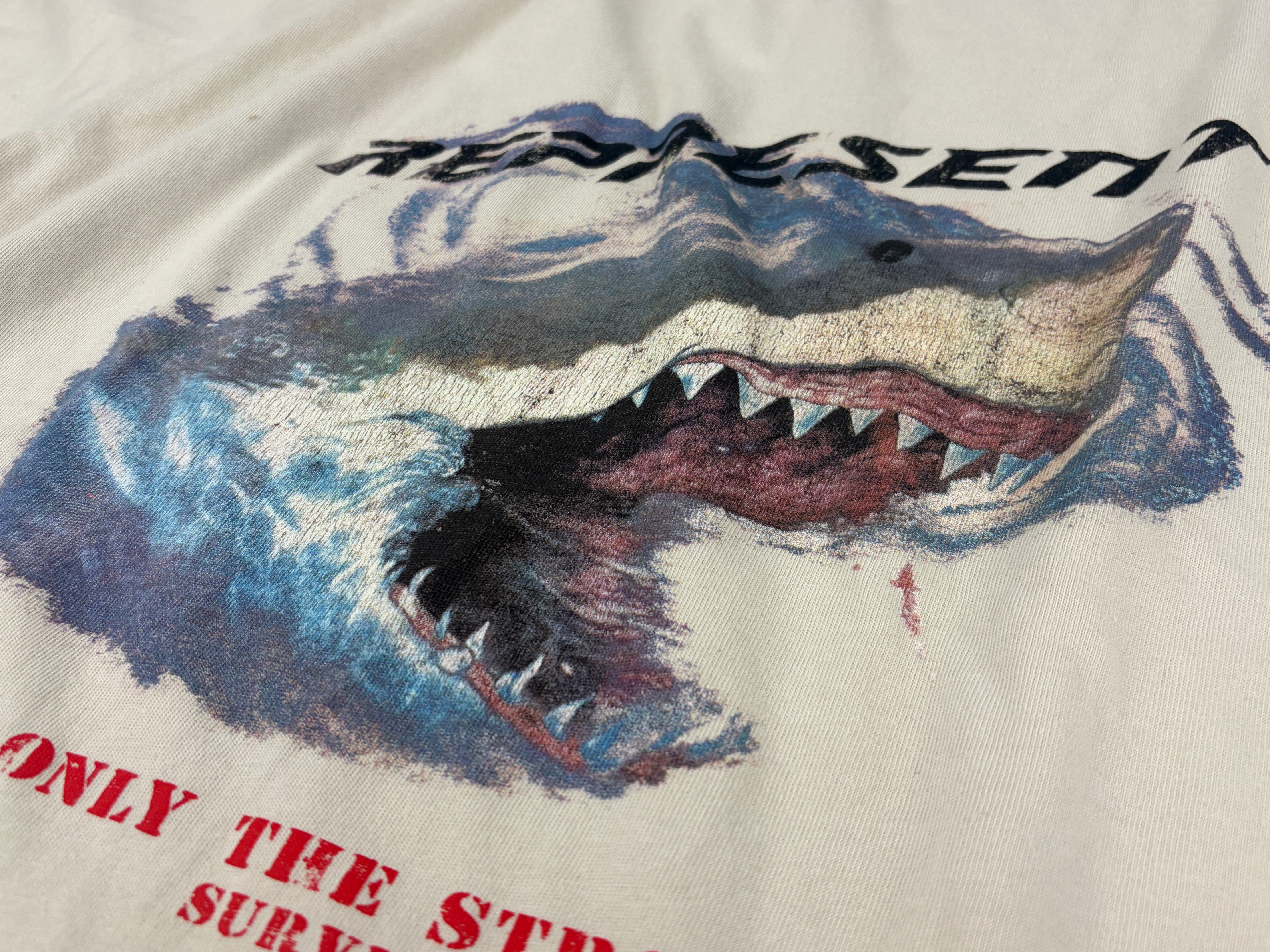 Represent Only The Strong Survive Shark T-Shirt 'Beige' - Size L (ARCHIVE)