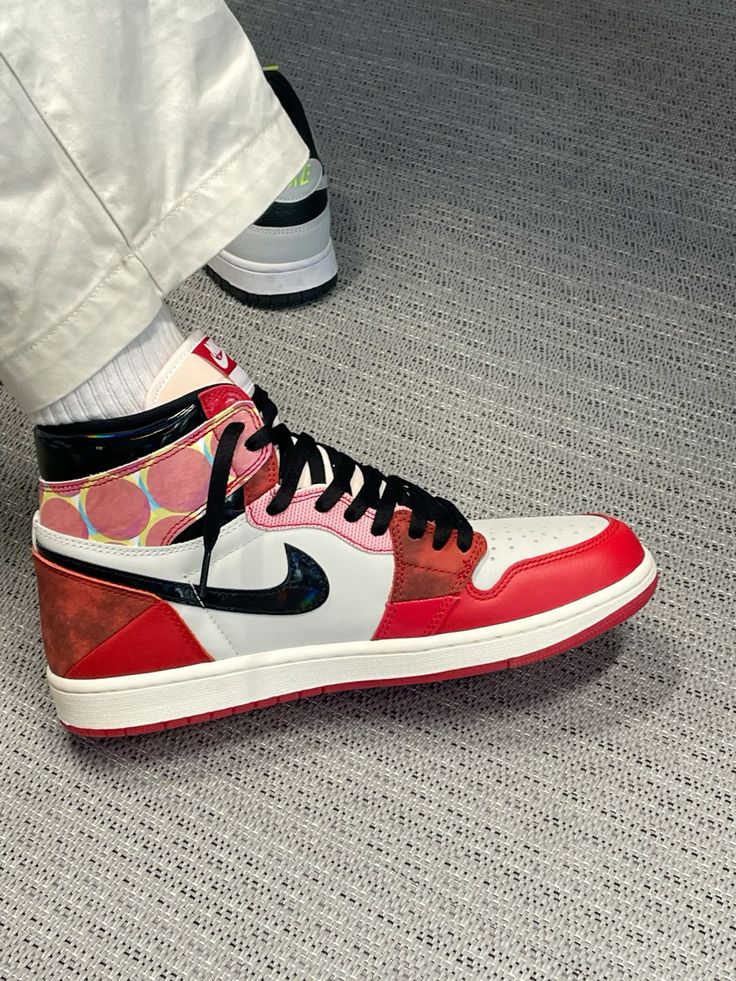 Spider-Man x Air Jordan 1 Retro High OG 'Across the Spider-Verse' - Size 37,5 (ARCHIVE)