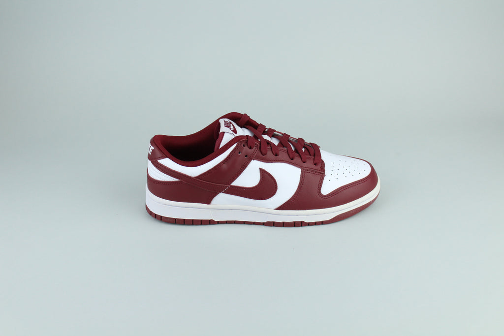 Nike Dunk Low 'Bordeaux' - Size 42.5 (ARCHIVE)-10186343678282-The Attic