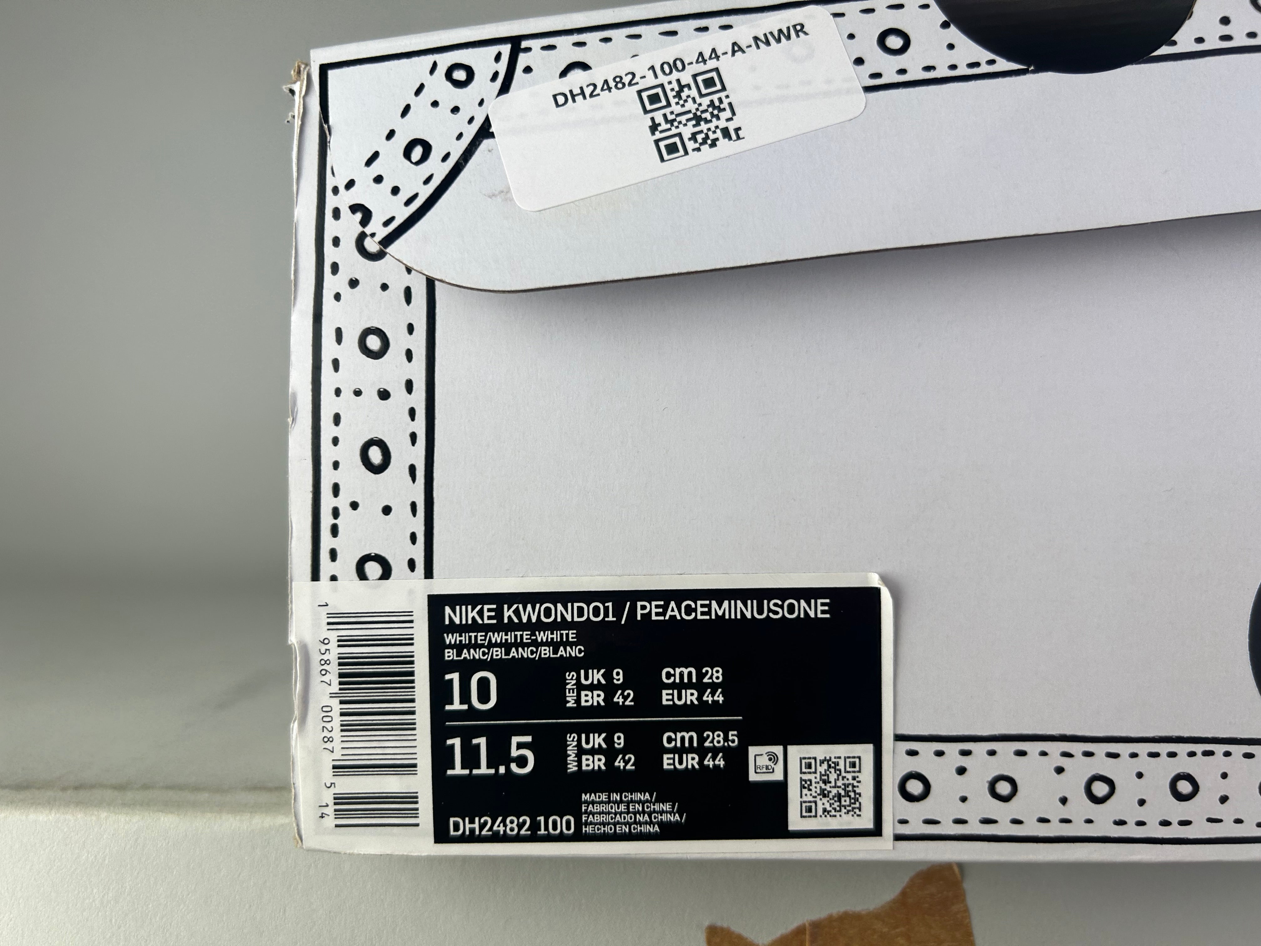 G-Dragon x Nike Kwondo 1 'Triple White' - Size 44 (ARCHIVE)