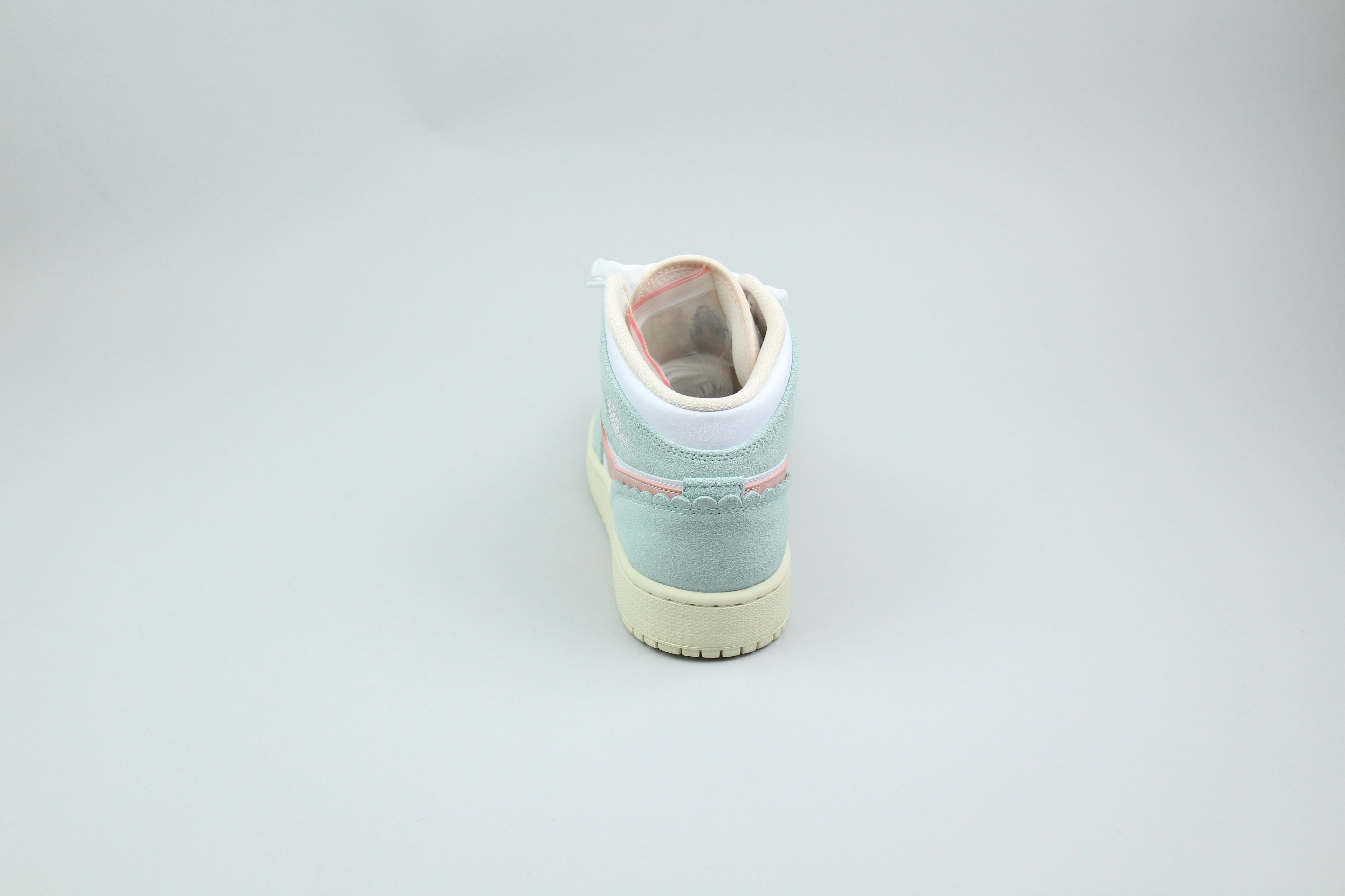 Air Jordan 1 Mid SE 'Pink Oxford'-8709824151882-The Attic