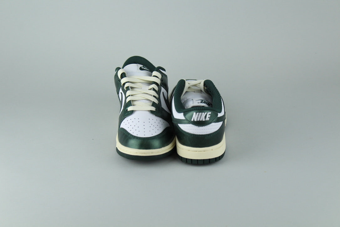 Nike Dunk Low 'Vintage Green' - Size 36.5 (ARCHIVE)