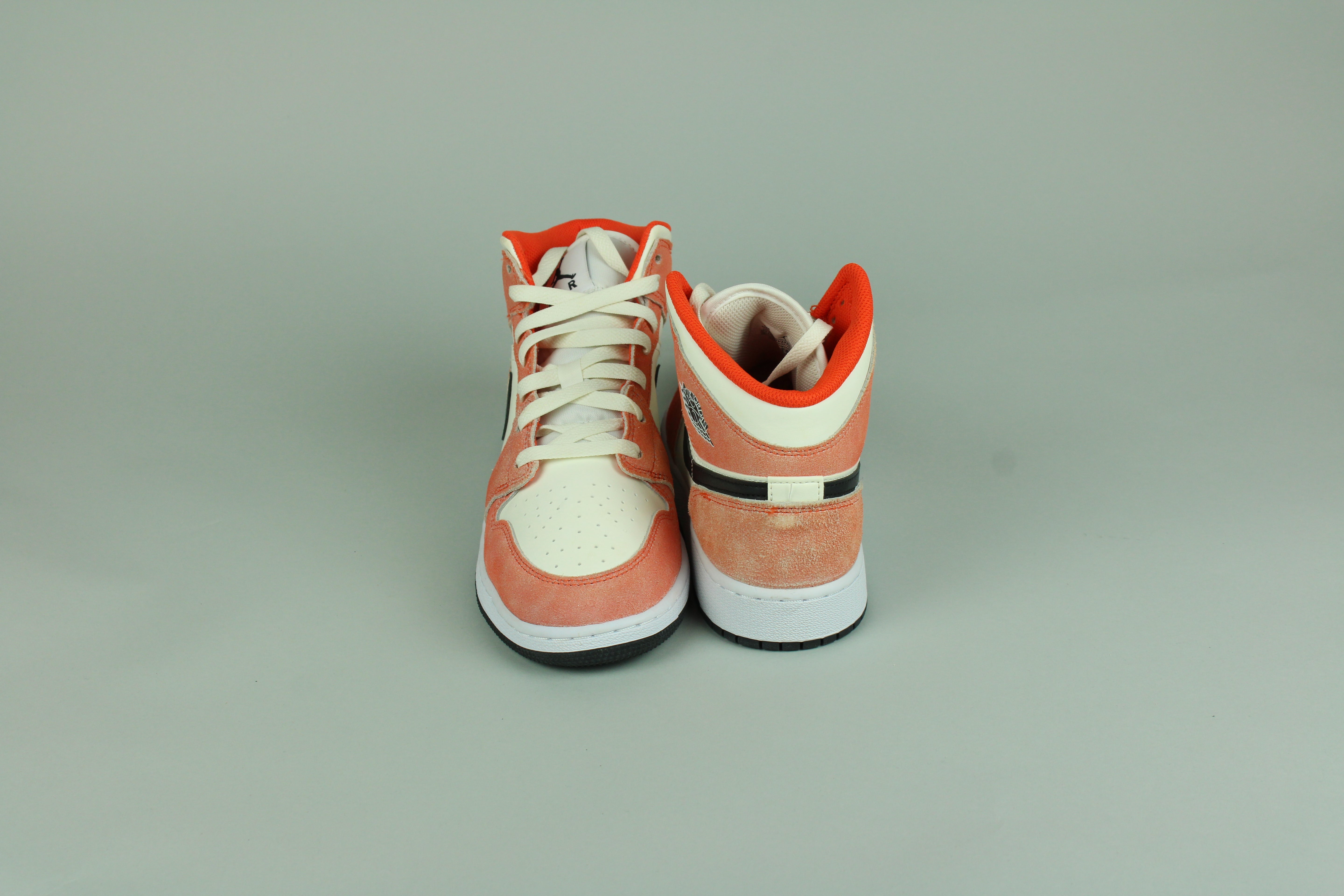 Air Jordan 1 Mid SE 'Orange Suede' (GS) - Size 40 (ARCHIVE)-10293195866442-The Attic