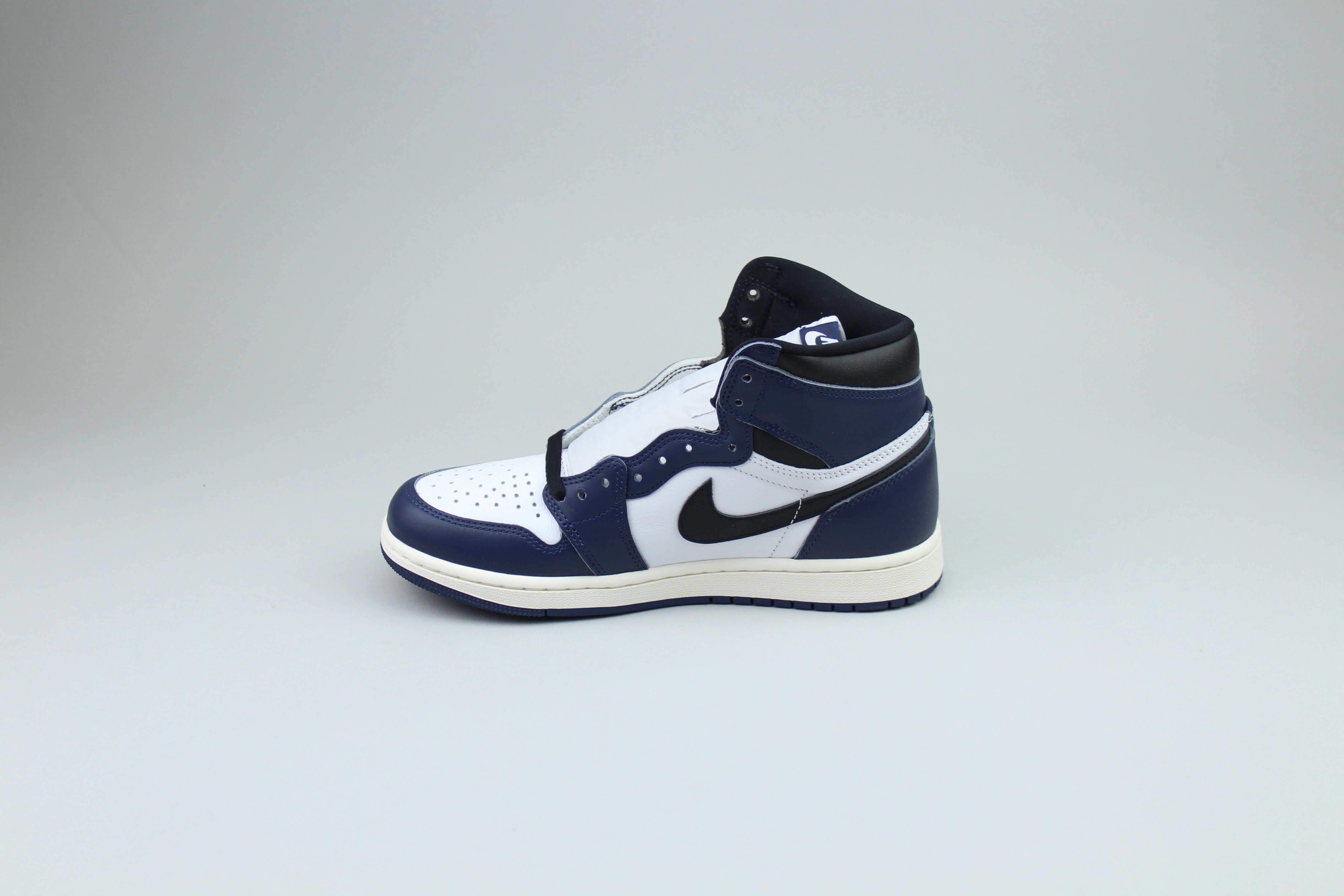 Air Jordan 1 Retro High OG 'Midnight Navy'-10005544075594-The Attic