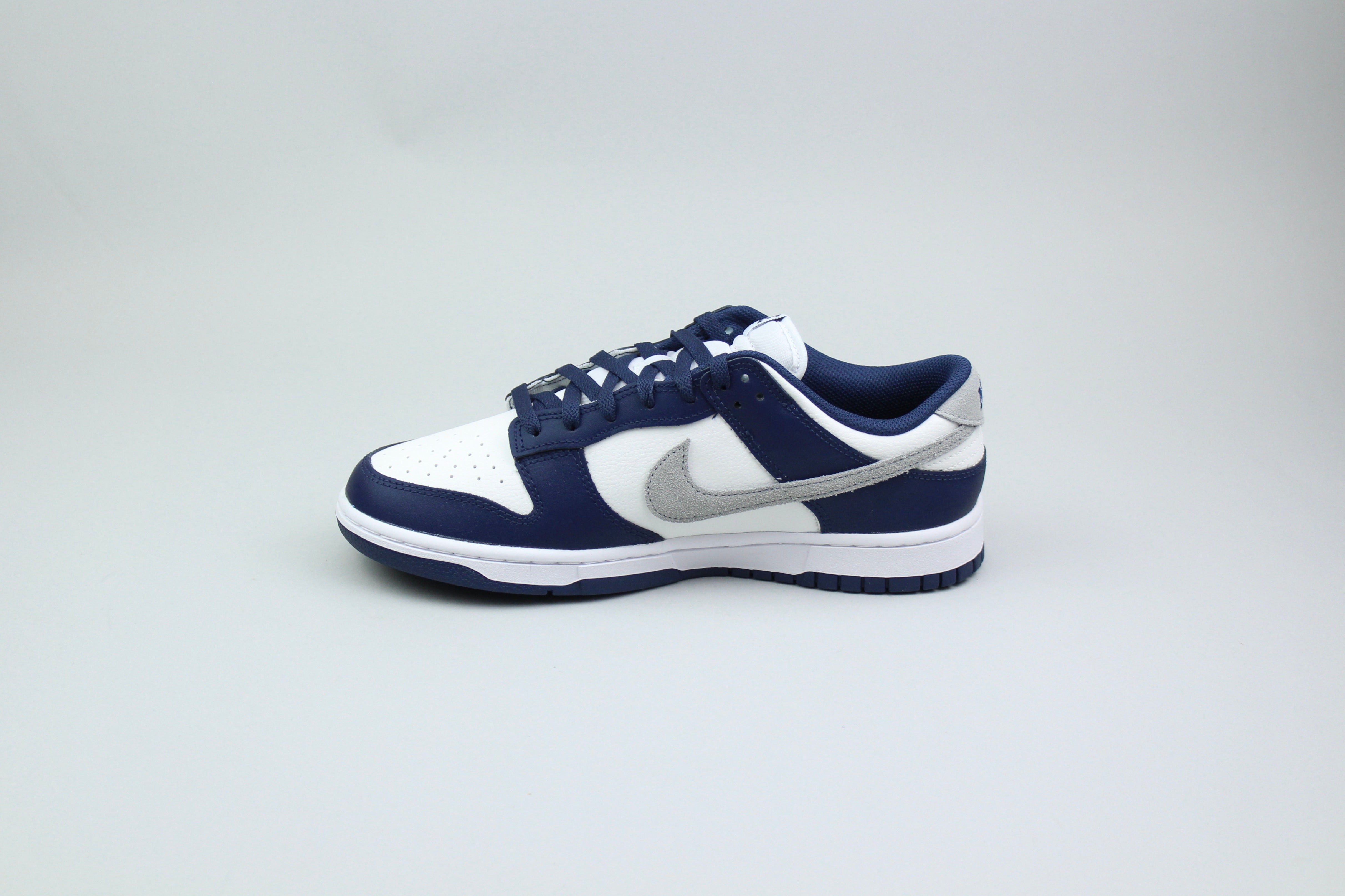 Nike Dunk Low 'Summit White Midnight Navy'-8636954083658-The Attic
