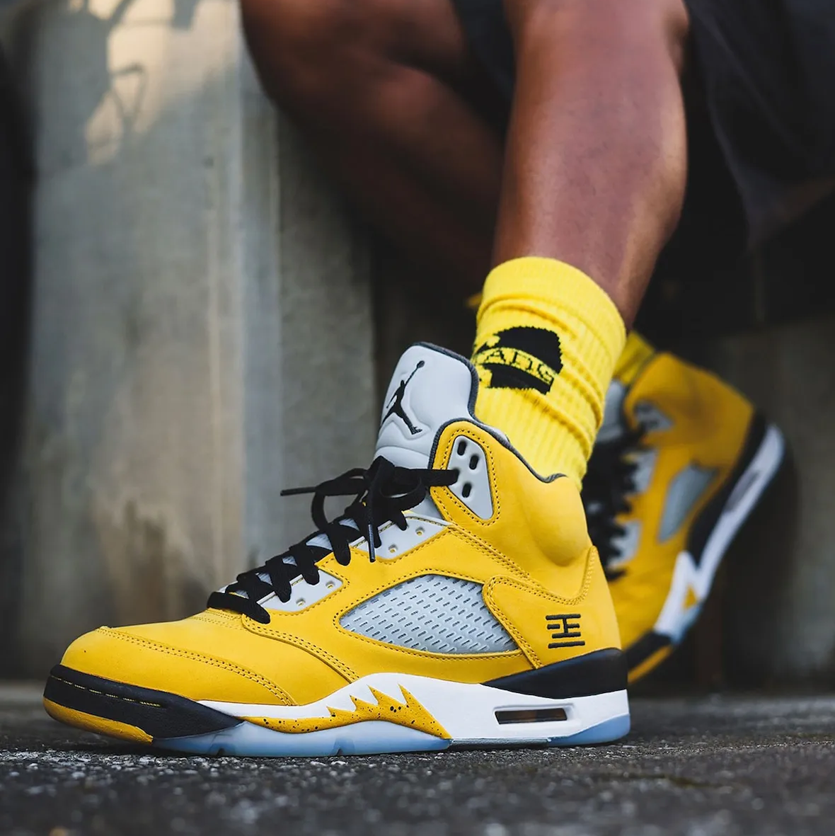 Air Jordan 5 Retro Tokyo T23 'Yellow'