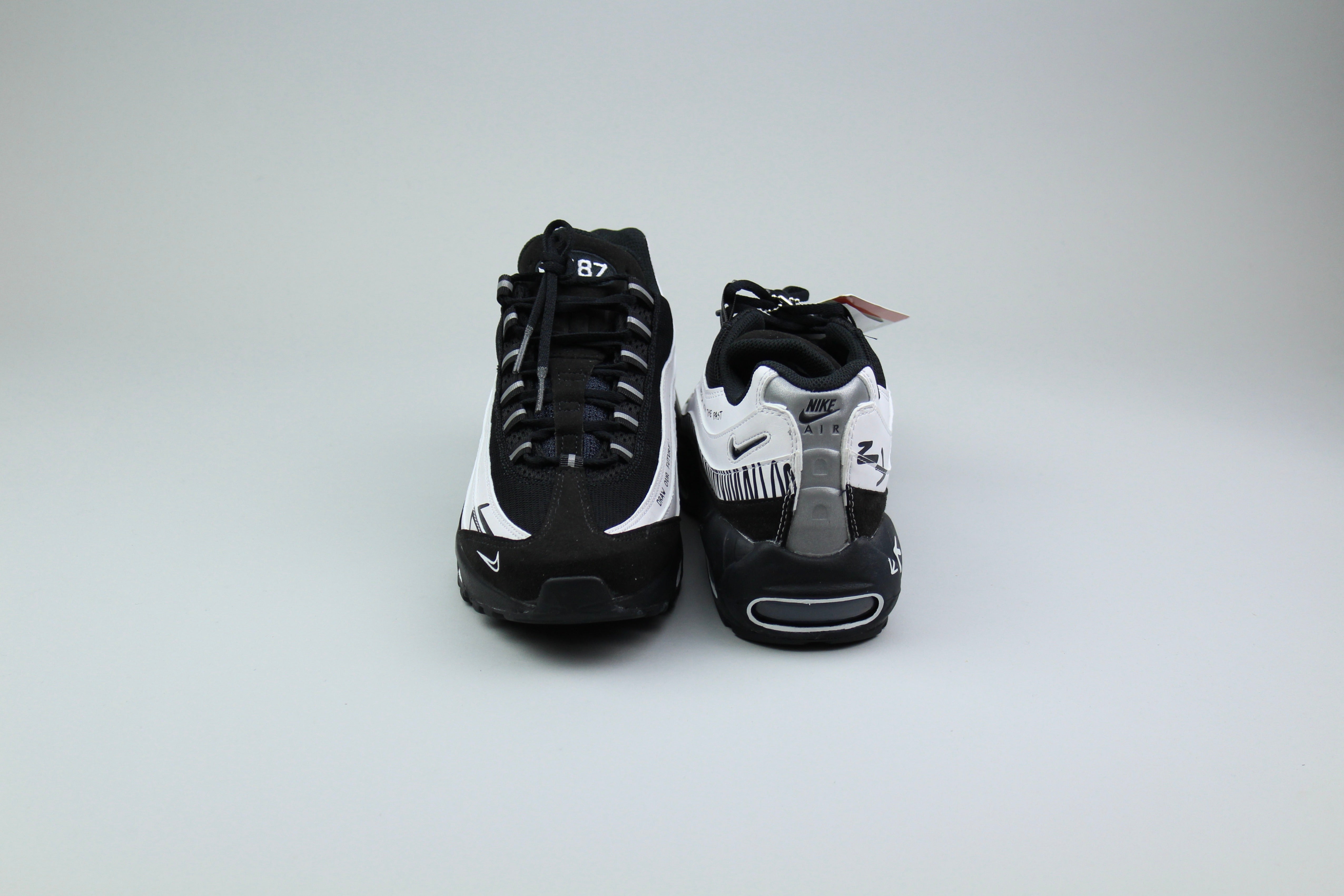 あん Brown adidas ZX8000 