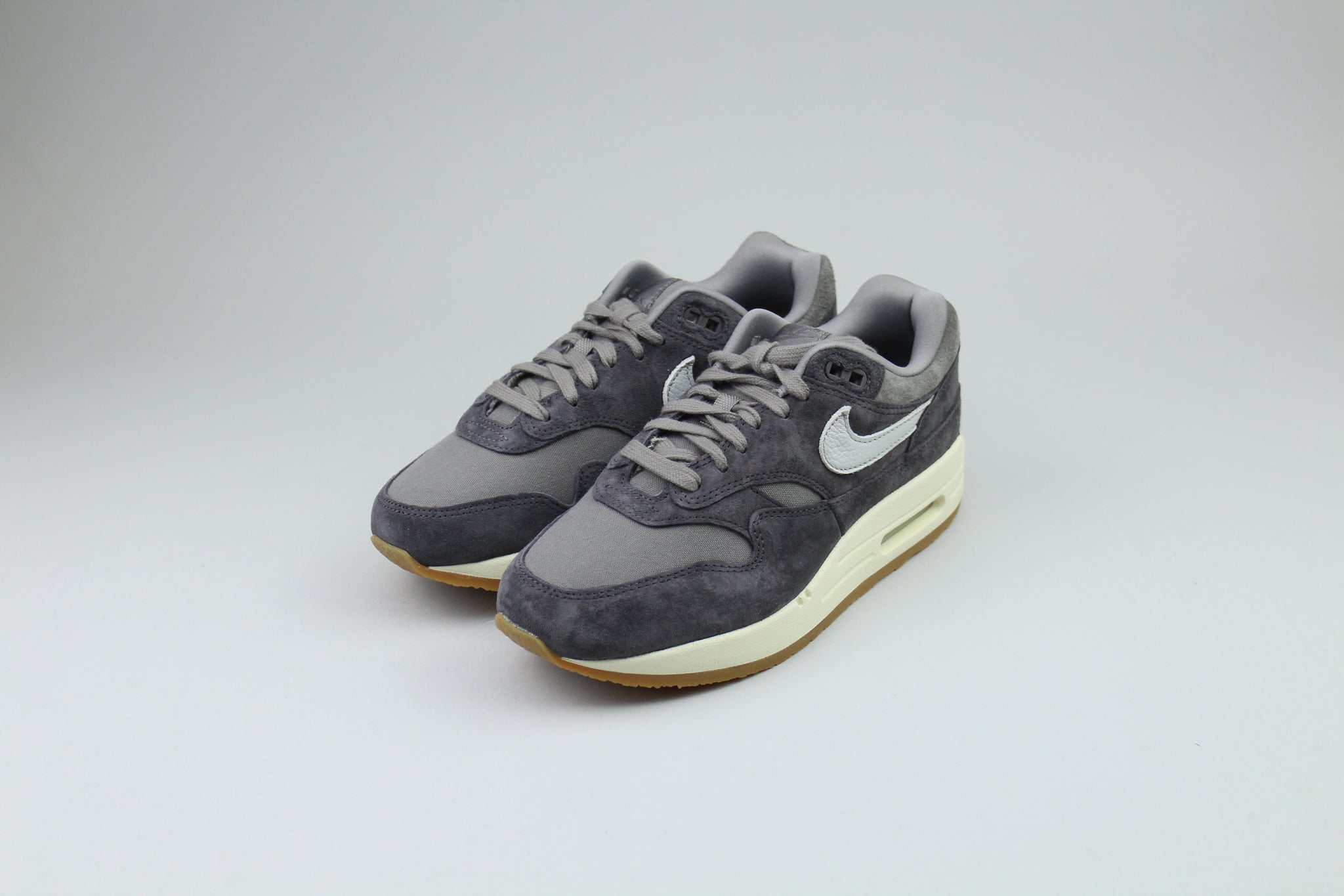 grey suede nike air