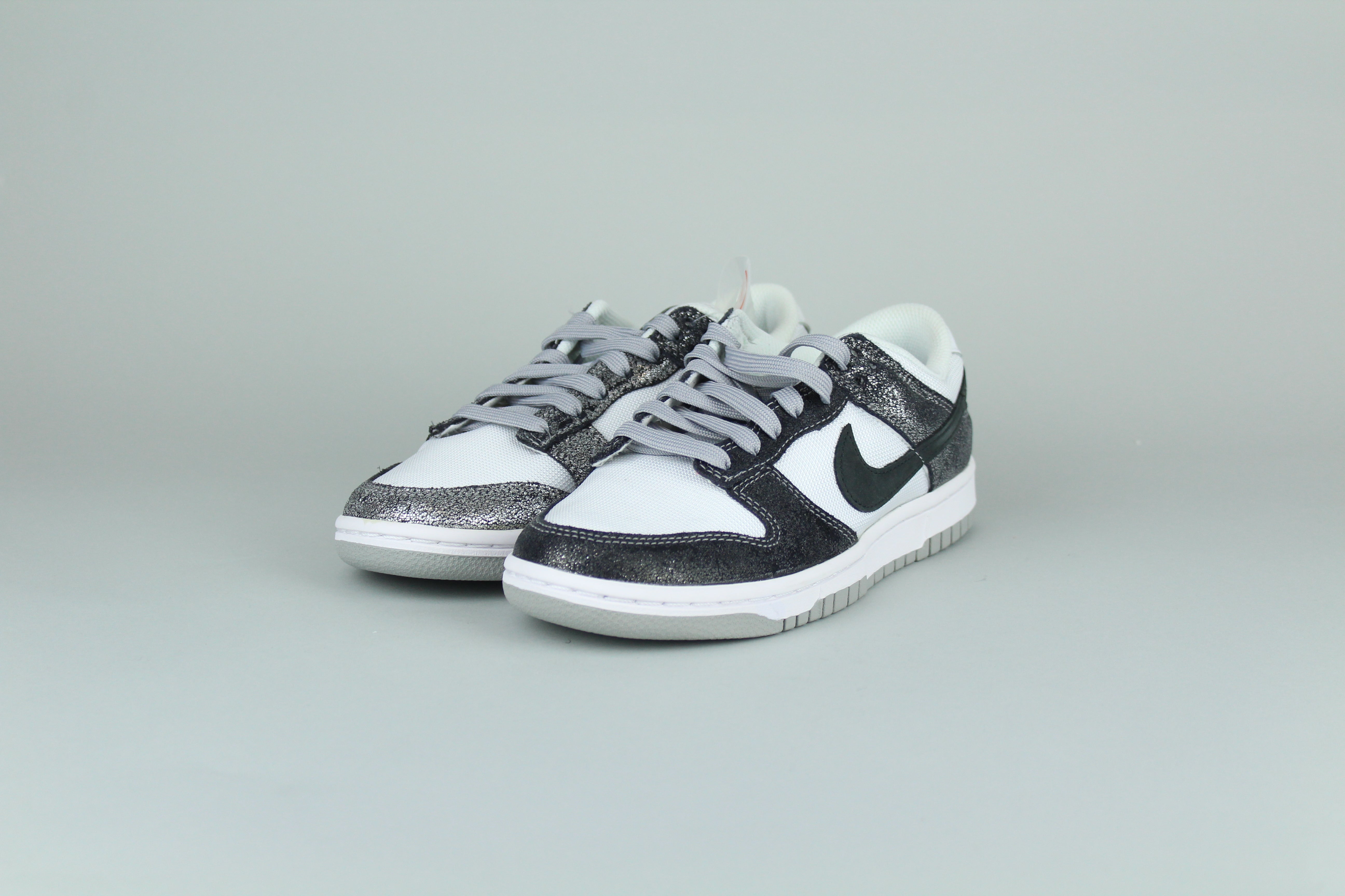 Nike Dunk Low 'Silver Leather' - Size 37.5 (ARCHIVE)