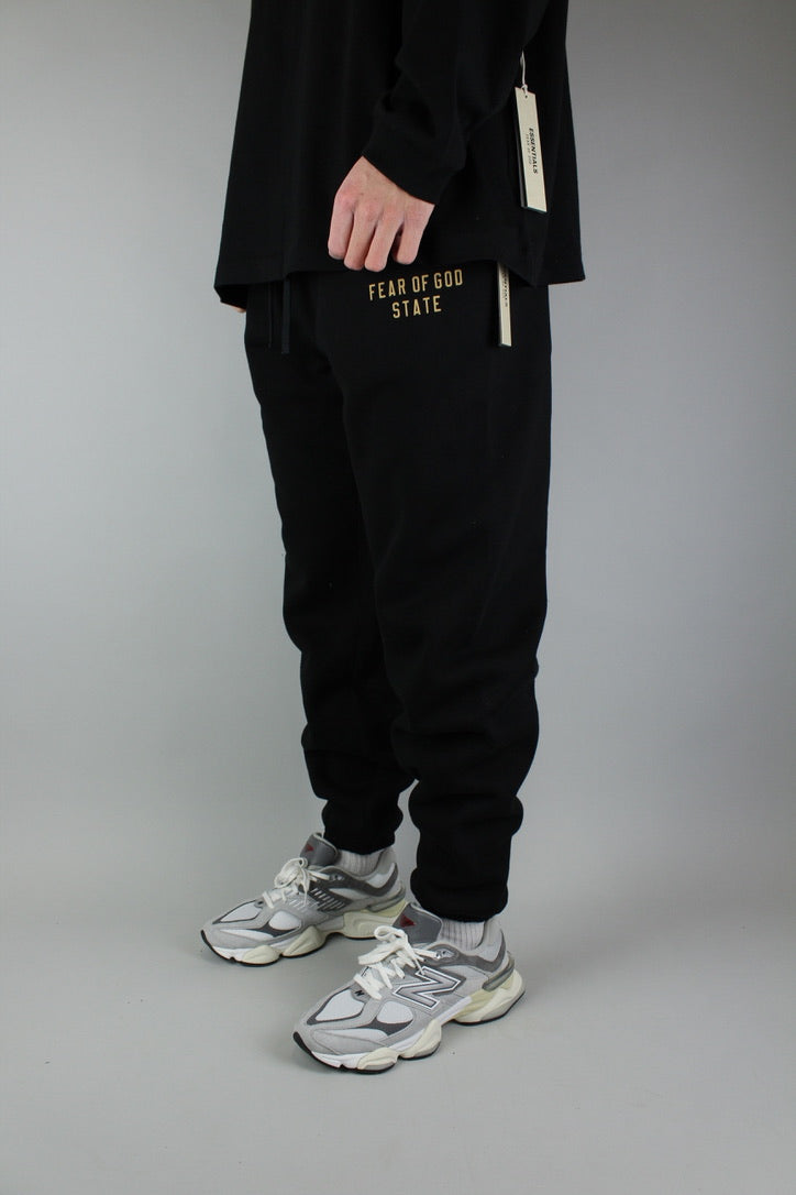 Fear of God Essentials Fleece Sweatpants 'Black'-9579061313866-The Attic