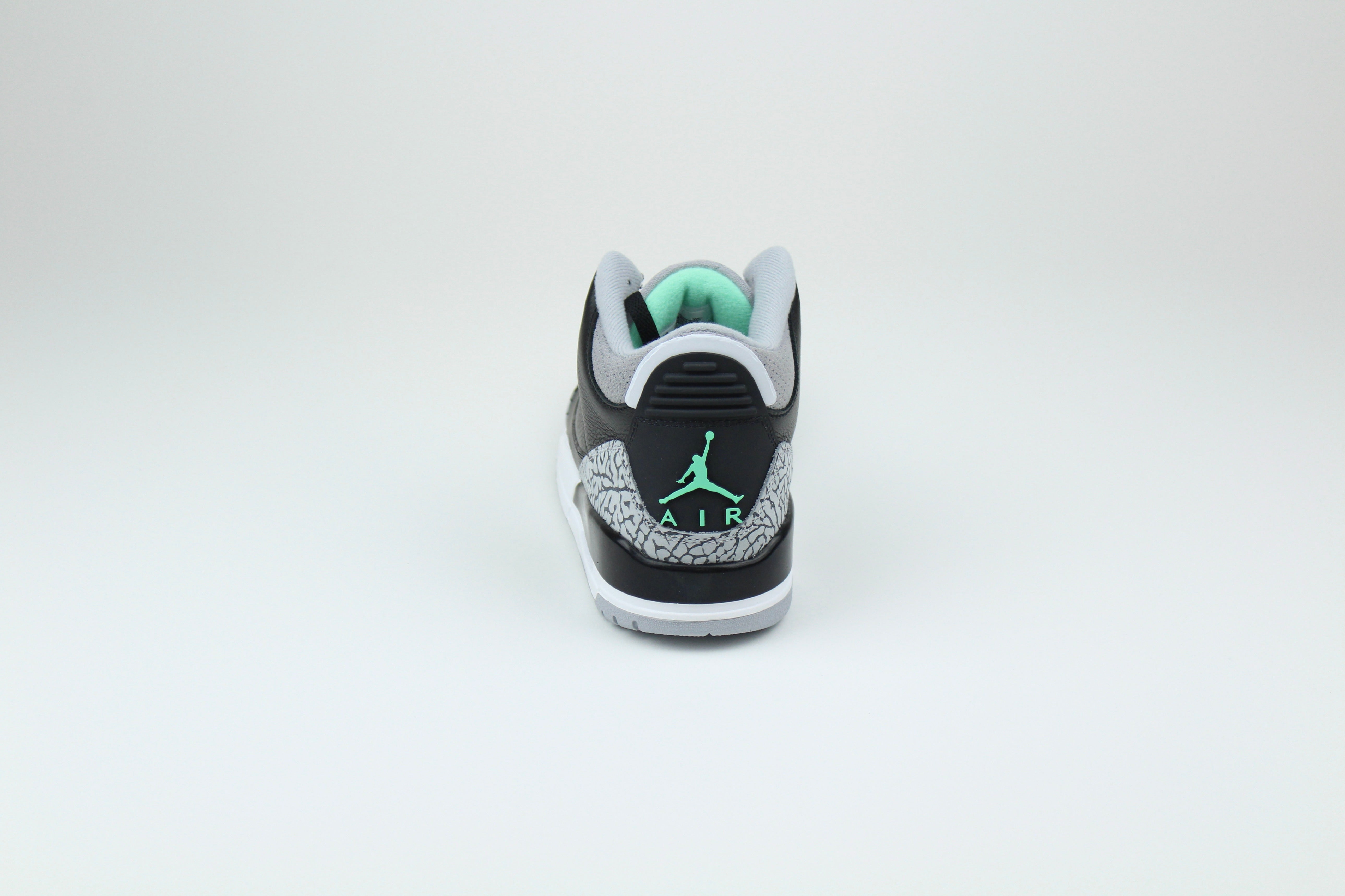 Air Jordan 3 'Green Glow'-10210504737098-The Attic