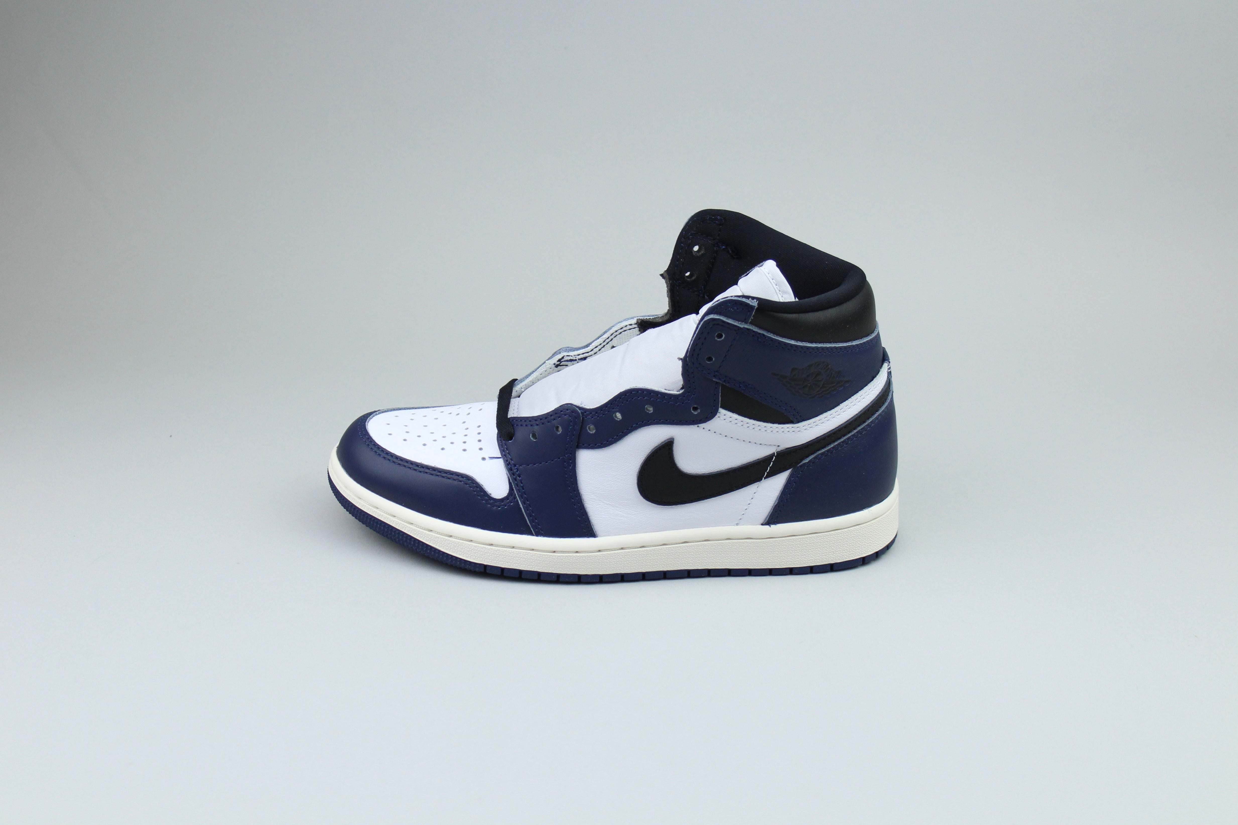 Air Jordan 1 Retro High OG 'Midnight Navy'-10005544075594-The Attic