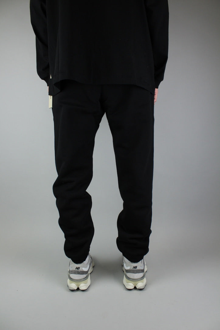 Fear of God Essentials Fleece Sweatpants 'Black'-9579061313866-The Attic