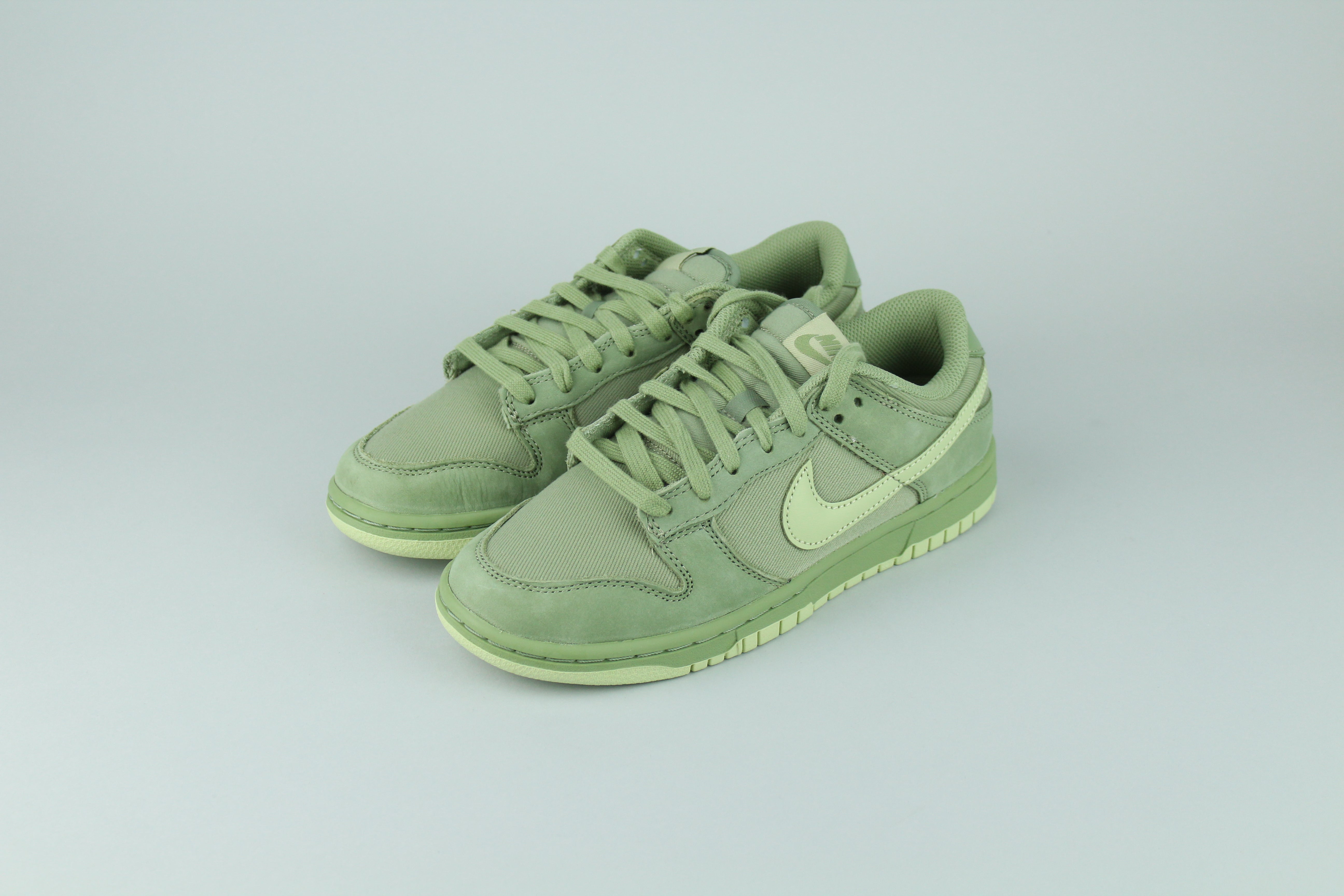 Nike Dunk Low Retro Premium 'Oil Green Olive Aura' - Size 38 (ARCHIVE)-10191428550986-The Attic