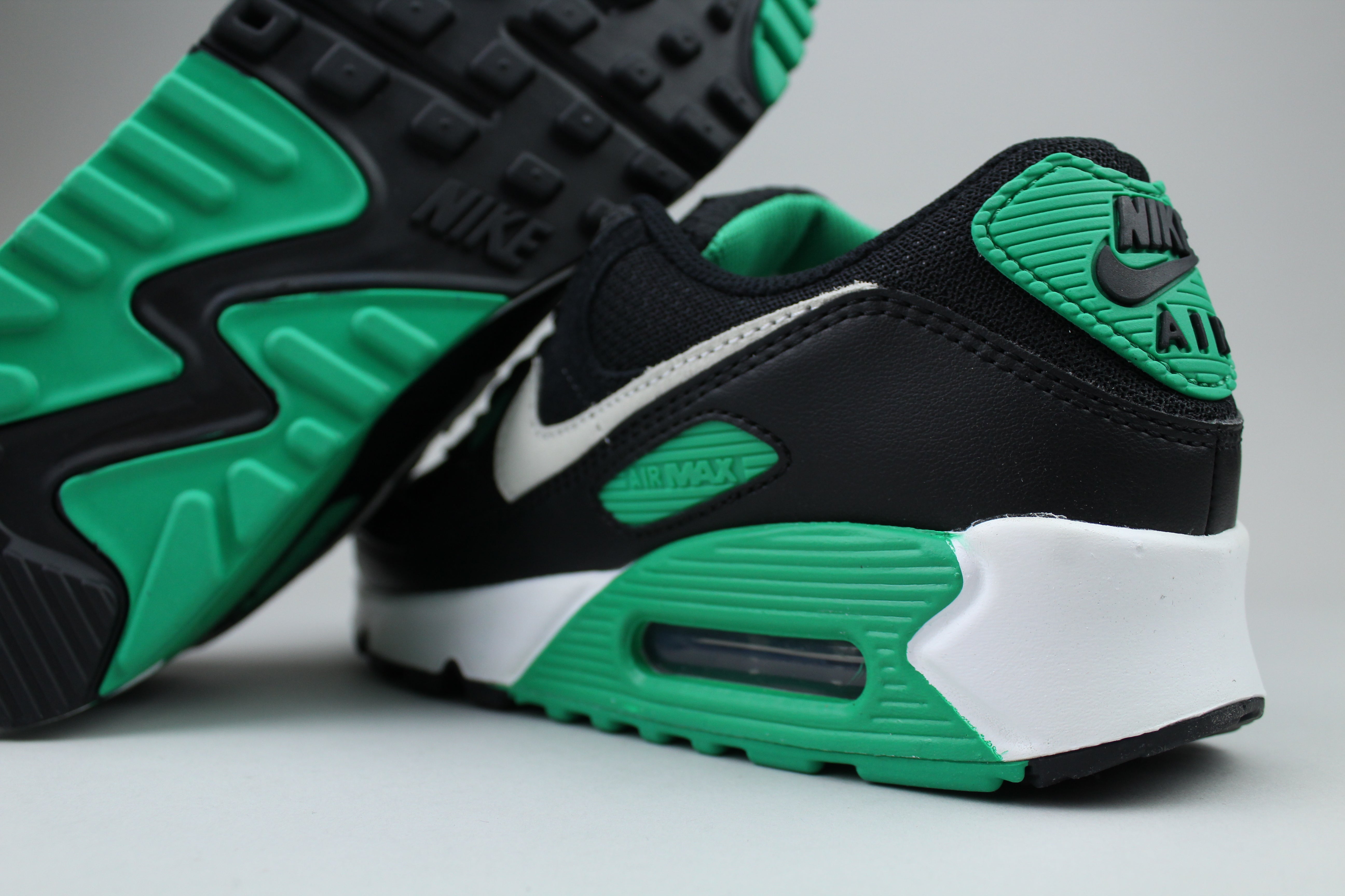 Nike Air Max 90 'Stadium Green'-9999552184650-The Attic