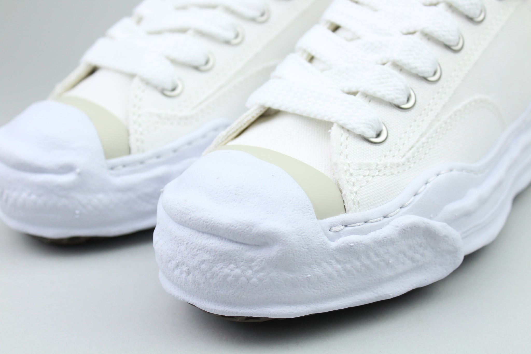 Maison Mihara Yasuhiro Hank OG Sole Canvas Low 'White' – The Attic