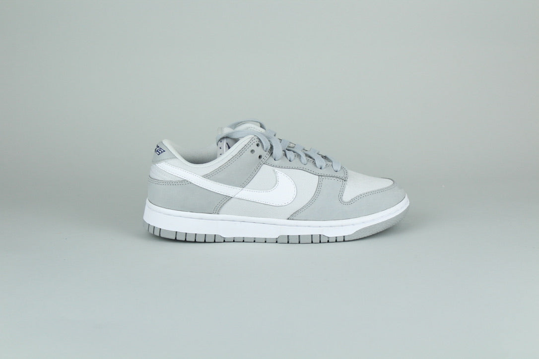 Nike Dunk Low LX WMNS 'Light Smoke Grey' - Size 38.5 (ARCHIVE)