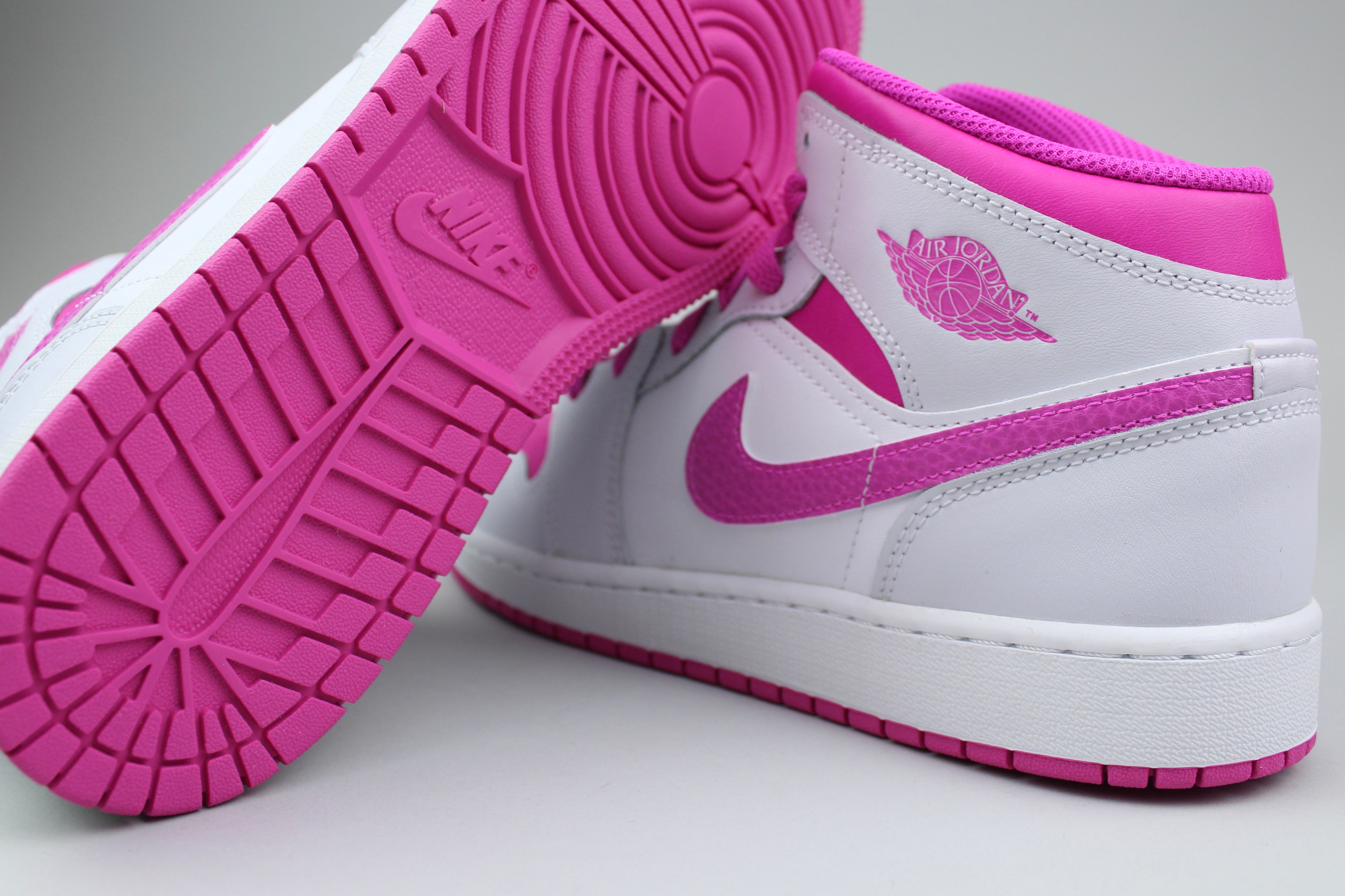 Air Jordan 1 Mid 'Fire Pink' (GS)-9493804056906-The Attic