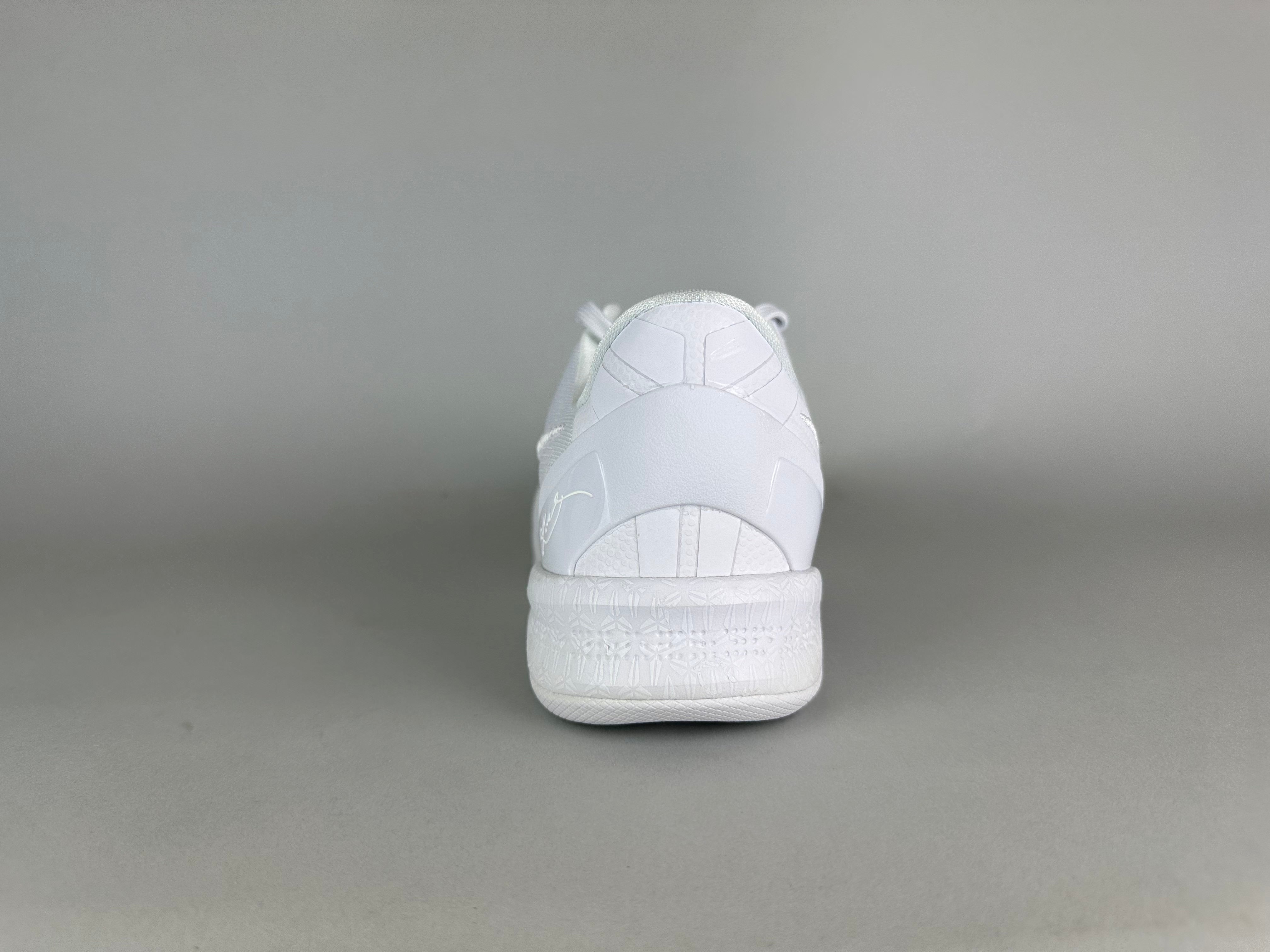 Nike Kobe 8 Protro 'Halo' - Size 38 (ARCHIVE)