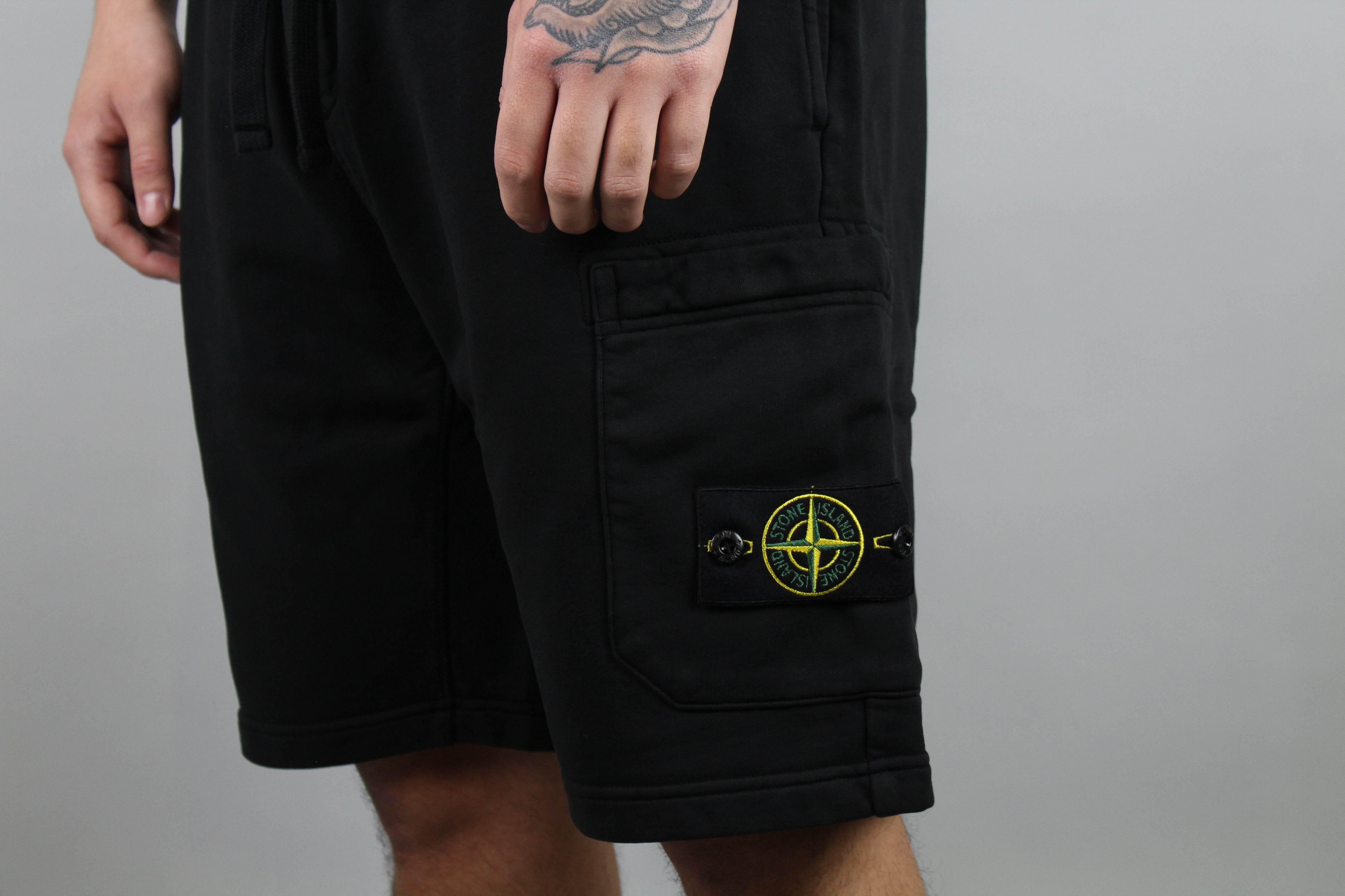 Stone Island Felpa Bermuda Shorts 'Black'-8747862032714-The Attic