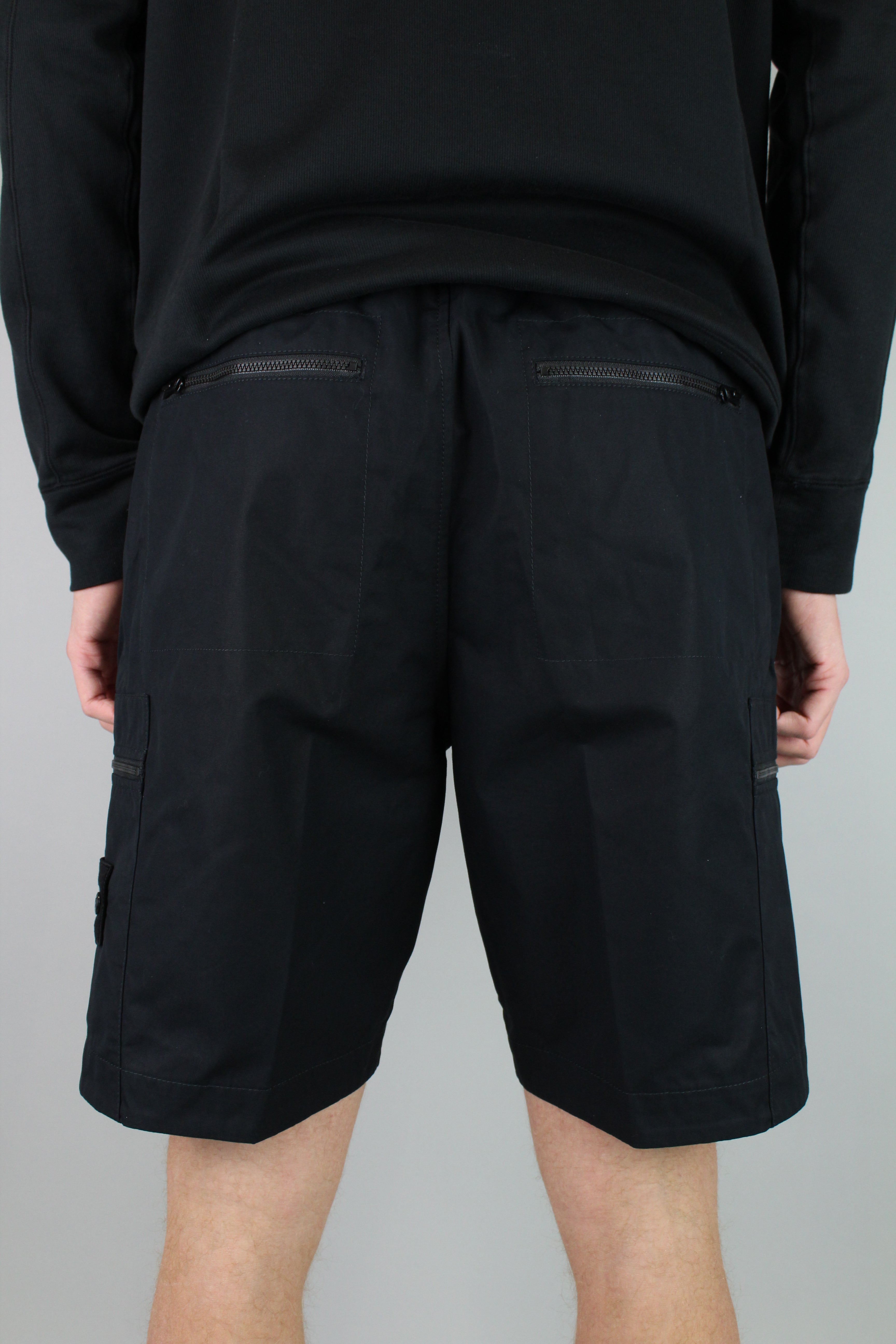 Stone Island Weatherproof Comfort Shorts Ghost (Black)-9348621697354-The Attic